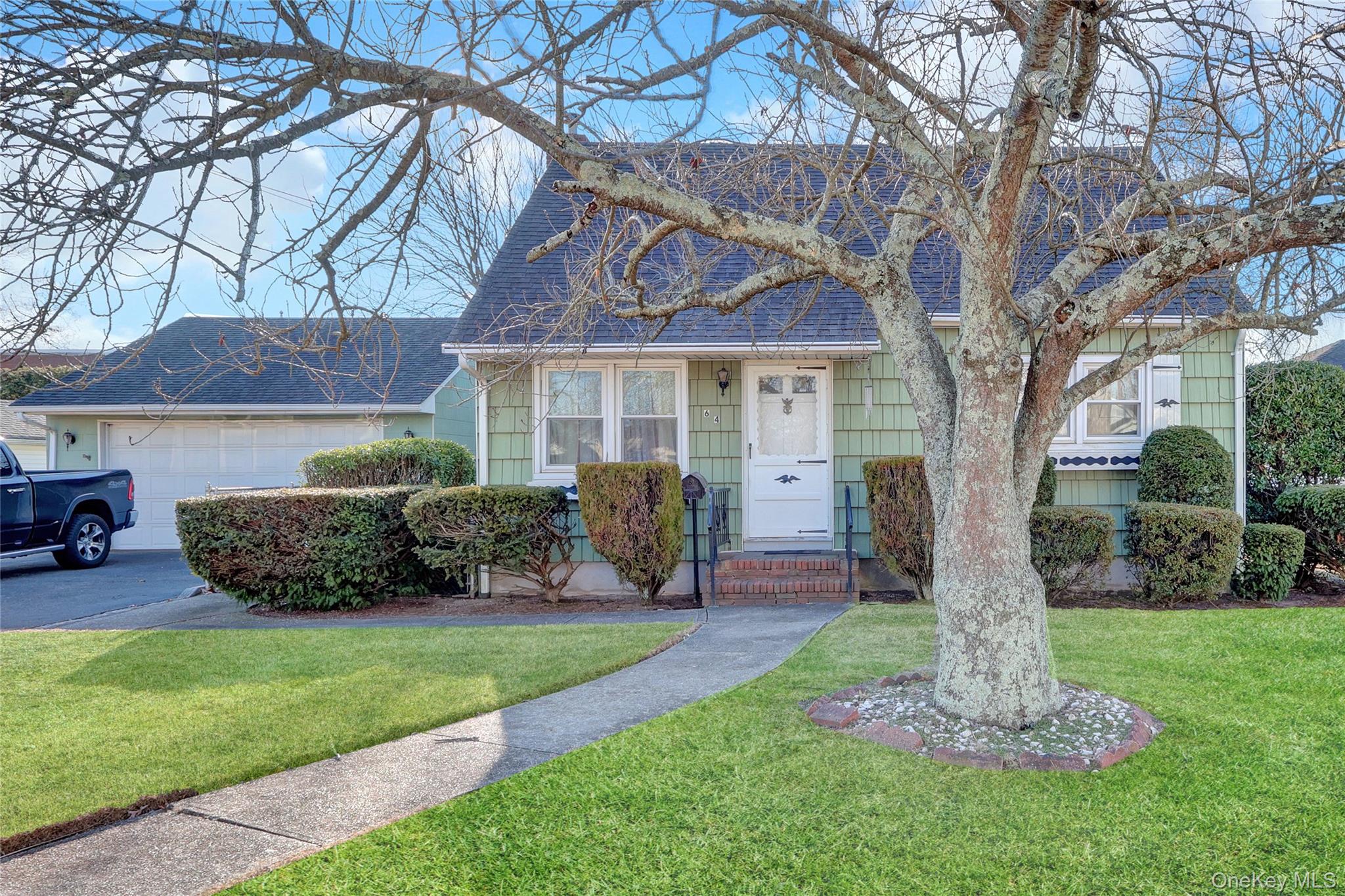 #2 photo, 64 Nill Street, West Babylon , NY 11704