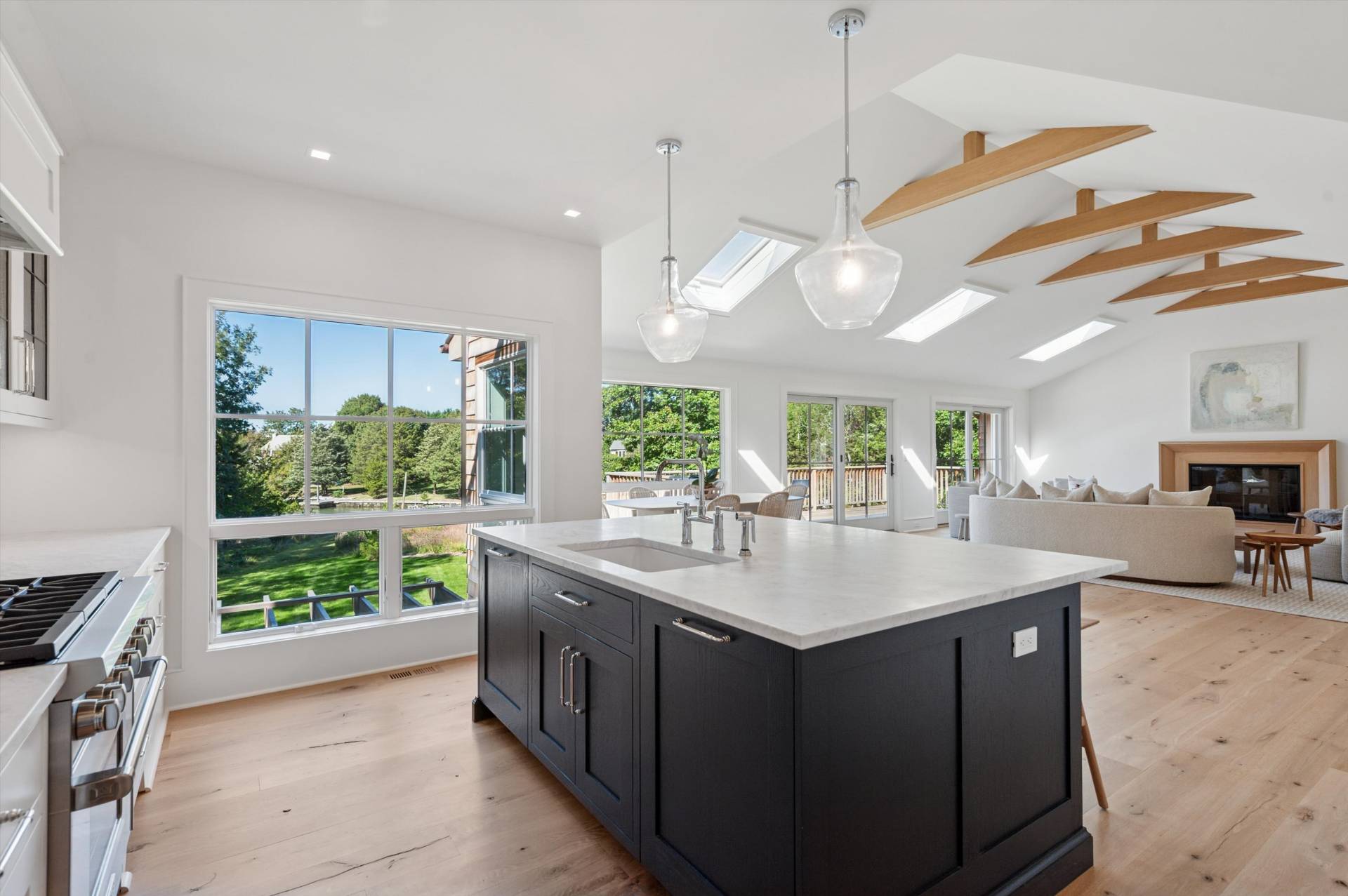 #11 photo, 206 Waterhole Rd, Саффолк ‖ East Hampton , NY 11937