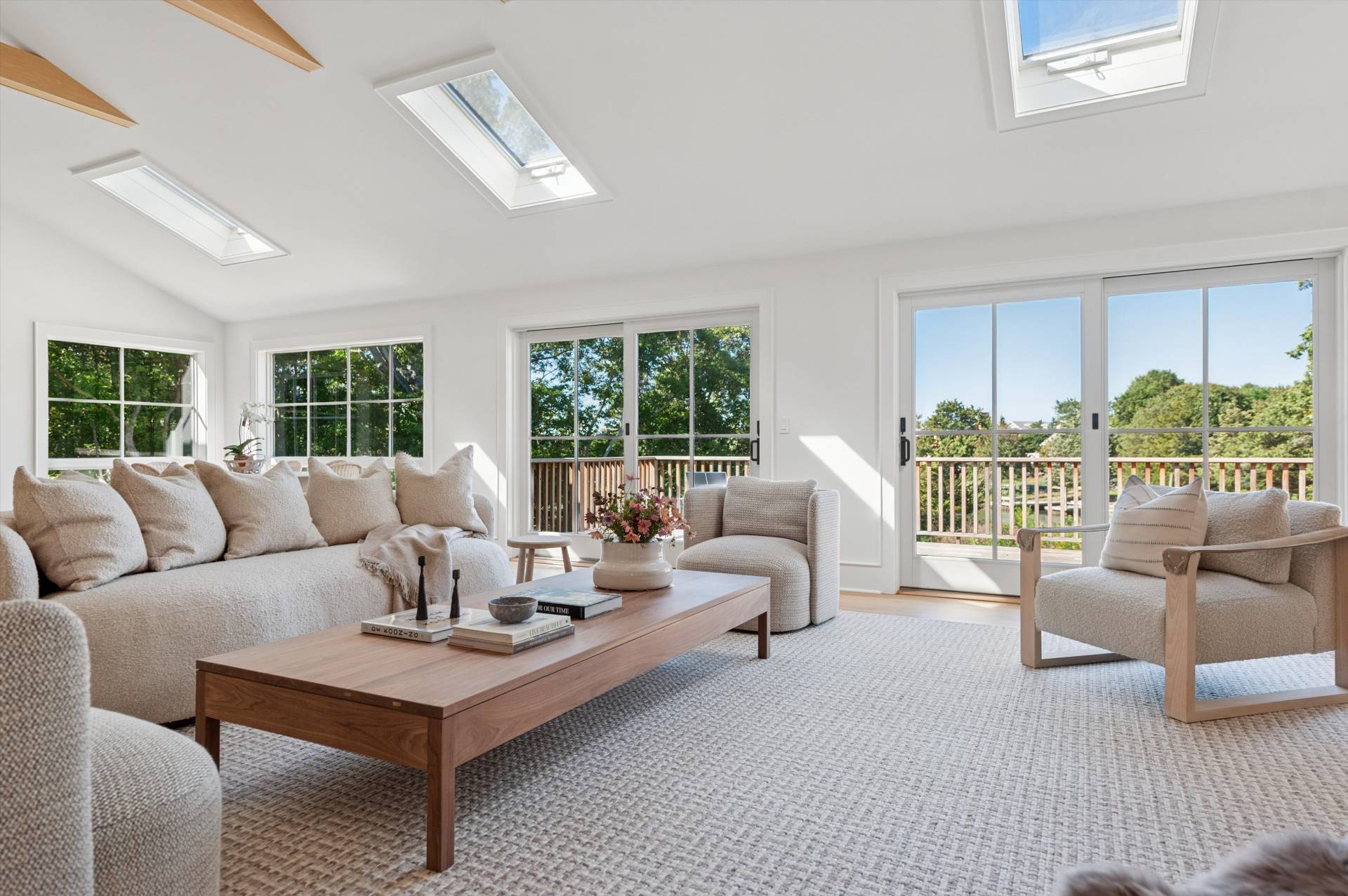 #8 photo, 206 Waterhole Rd, Саффолк ‖ East Hampton , NY 11937