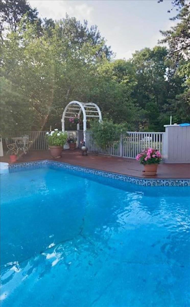 #34 photo, 8 Fiddler Crab Trail, מחוז סאפוק Westhampton , NY 11977