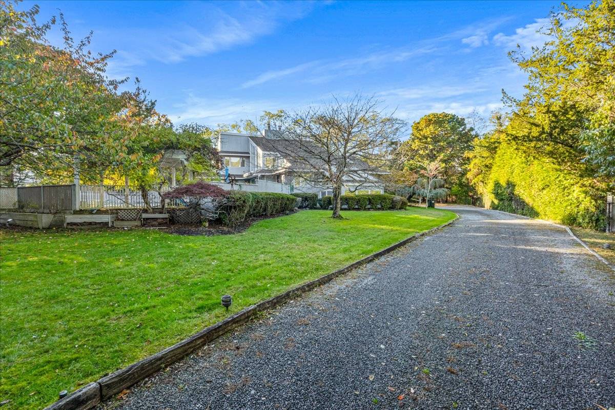 #37 photo, 8 Fiddler Crab Trail, سوفولك Westhampton , NY 11977