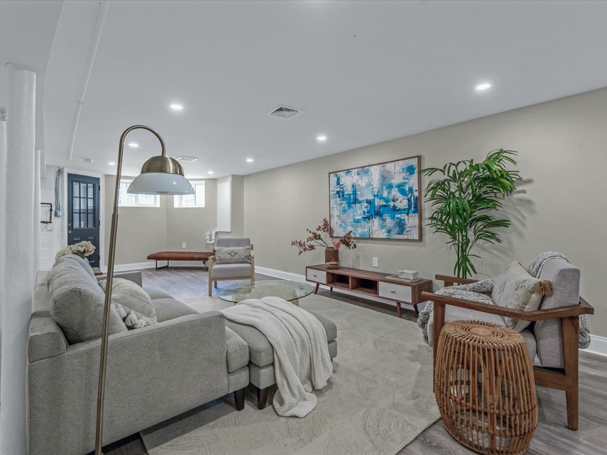 #17 photo, 3 Schenck Court, #1, 브루클린 Cypress Hills , NY 11207