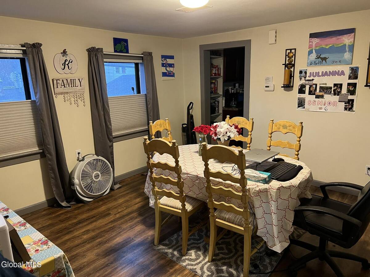 #17 photo, 36 112th Street, Troy , NY 12182