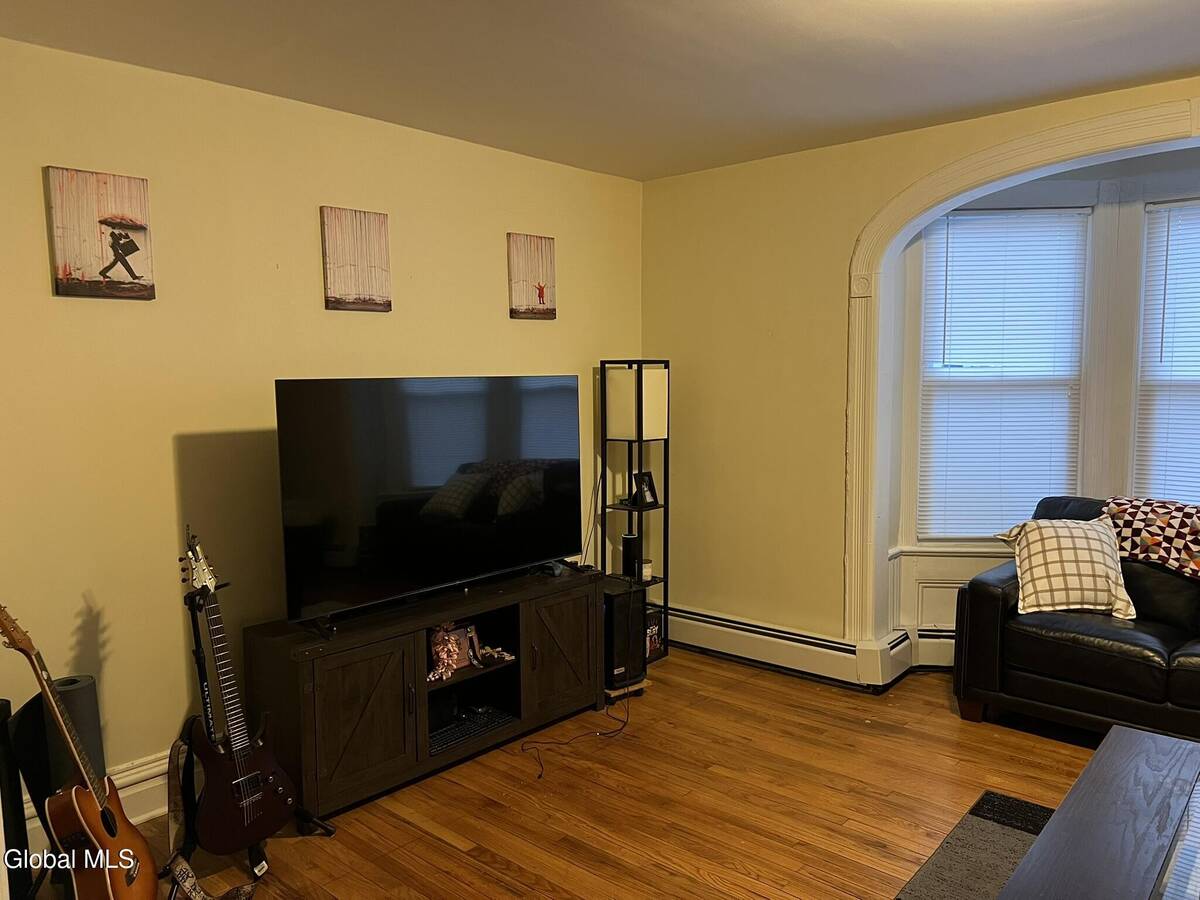 #8 photo, 36 112th Street, Troy , NY 12182