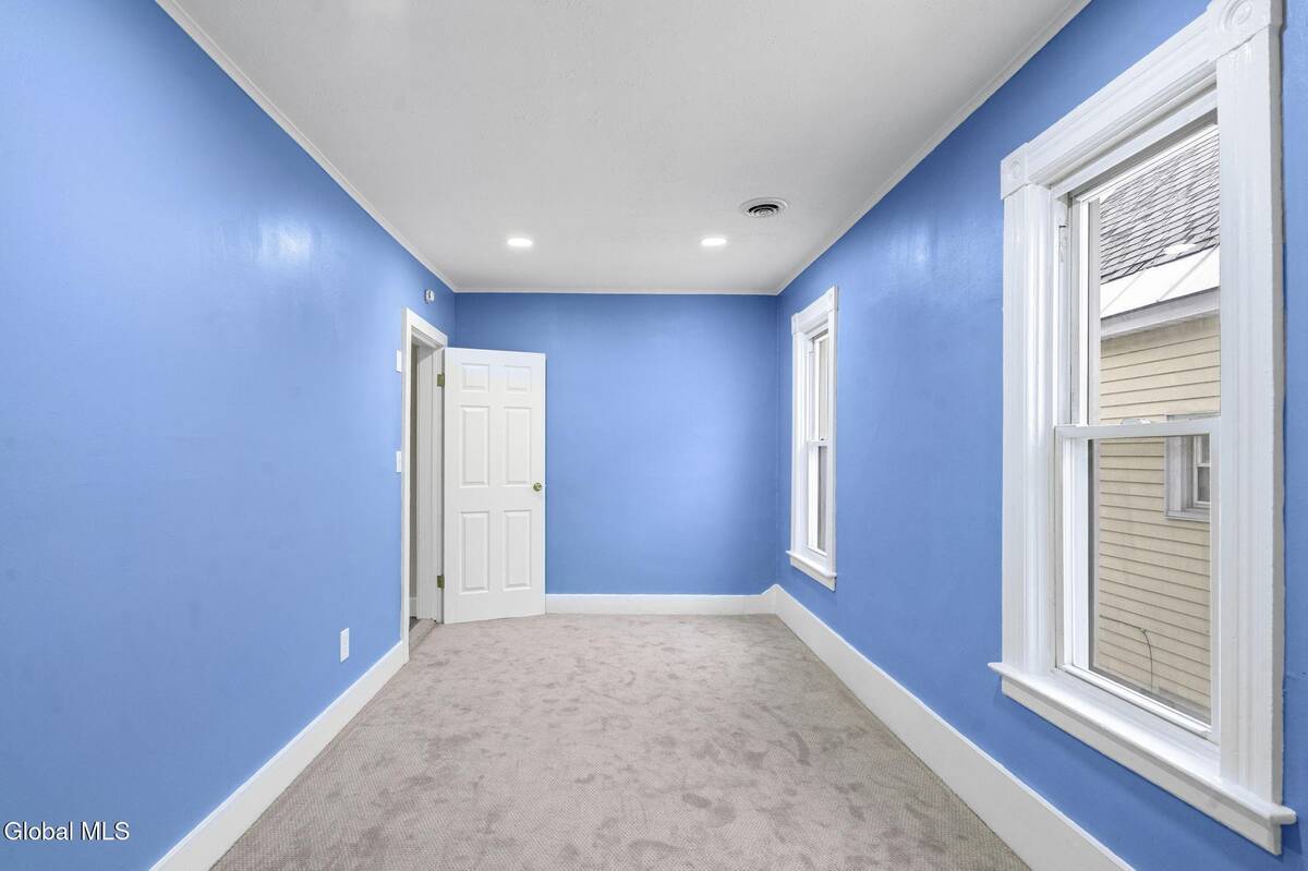 #17 photo, 1331 Hodgson Street, Schenectady , NY 12303