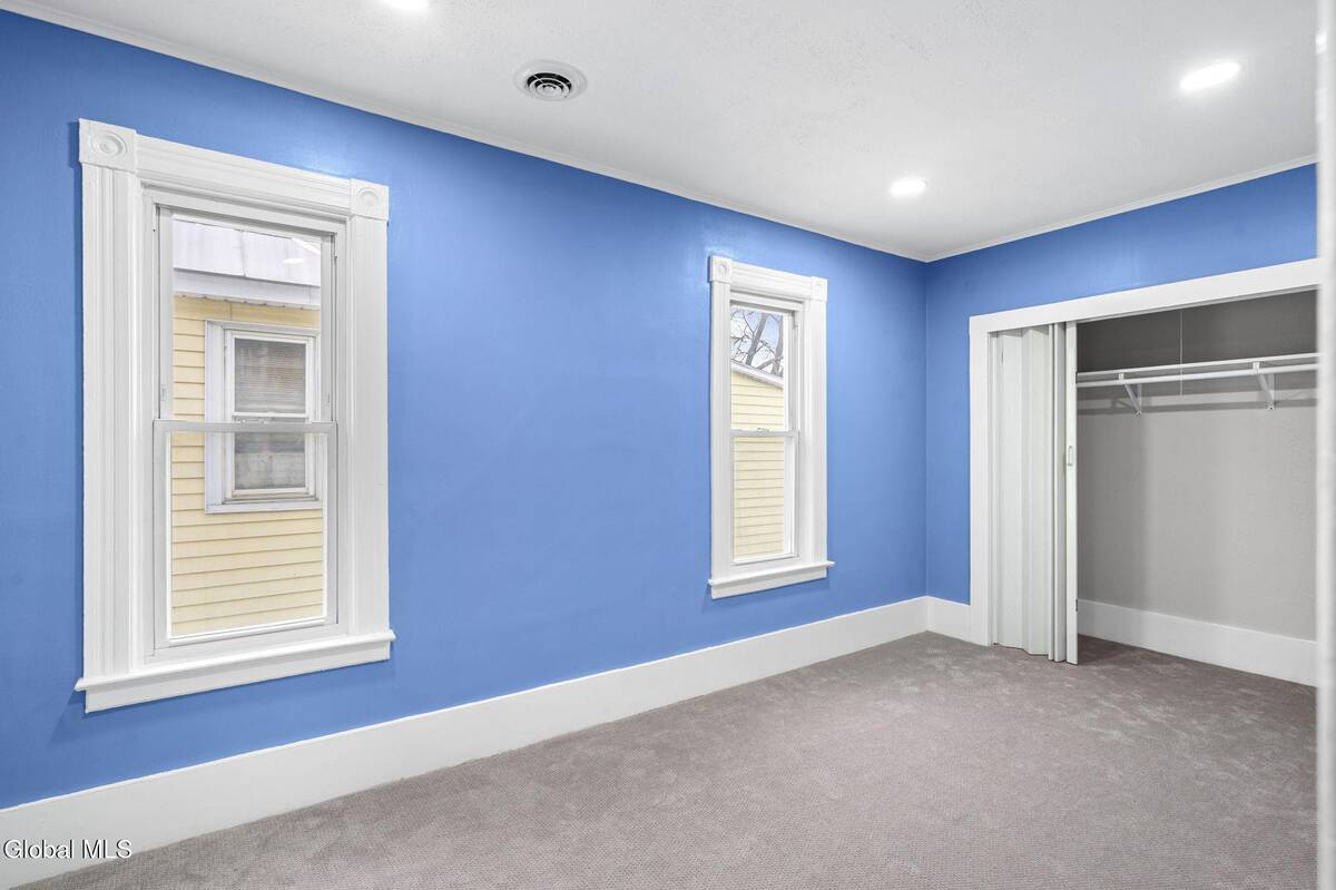 #18 photo, 1331 Hodgson Street, Schenectady , NY 12303