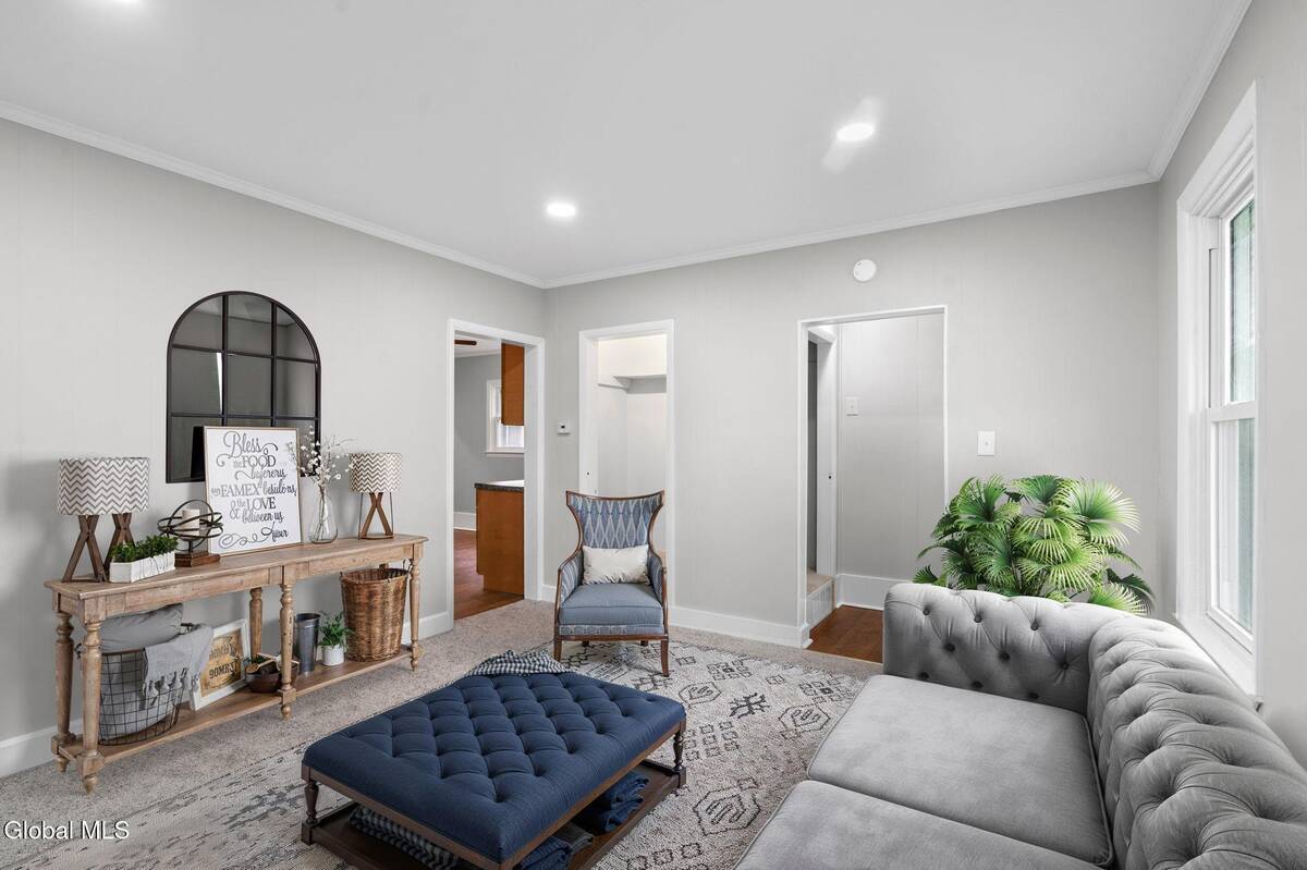 #4 photo, 1331 Hodgson Street, Schenectady , NY 12303