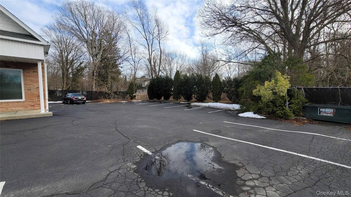 #4 photo, 1814 Middle Country Road, Ridge , NY 11961