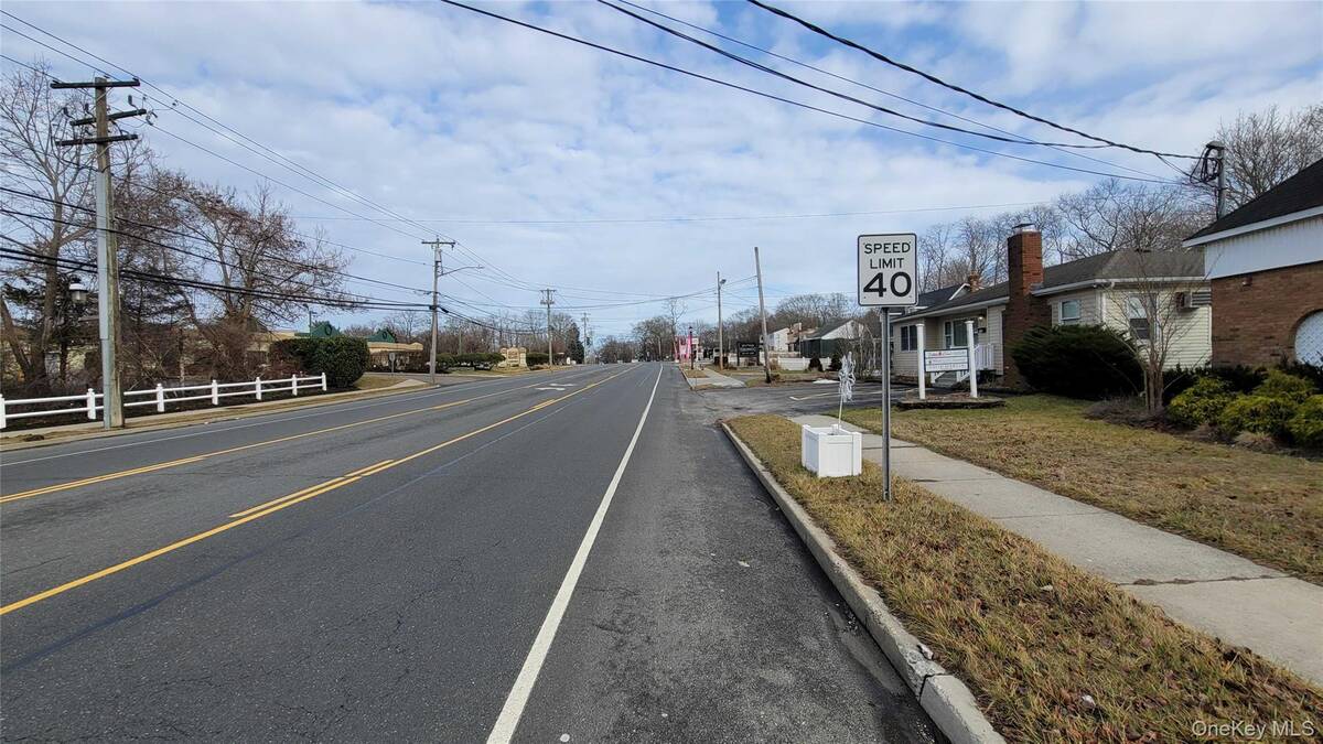 #8 photo, 1814 Middle Country Road, Ridge , NY 11961