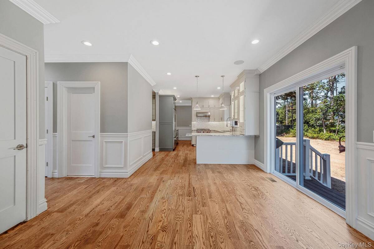 #20 photo, NC Pine Street, Port Jefferson Station , NY 11776