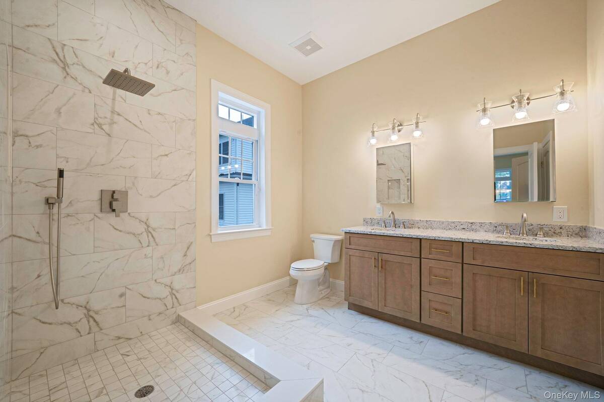 #20 photo, NC Pine Street, Port Jefferson , NY 11776