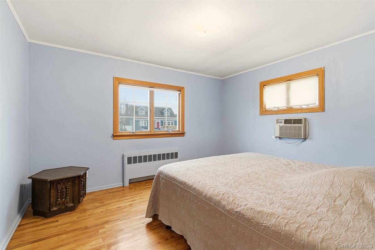 #15 photo, 14 Starlight Court, Саффолк ‖ West Babylon , NY 11704