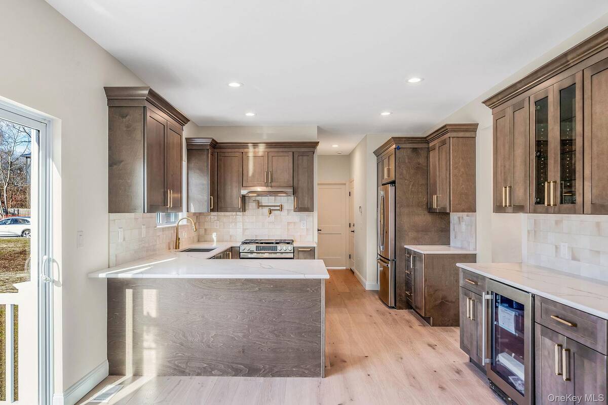 #14 photo, NC Pine Street, Port Jefferson Station , NY 11776