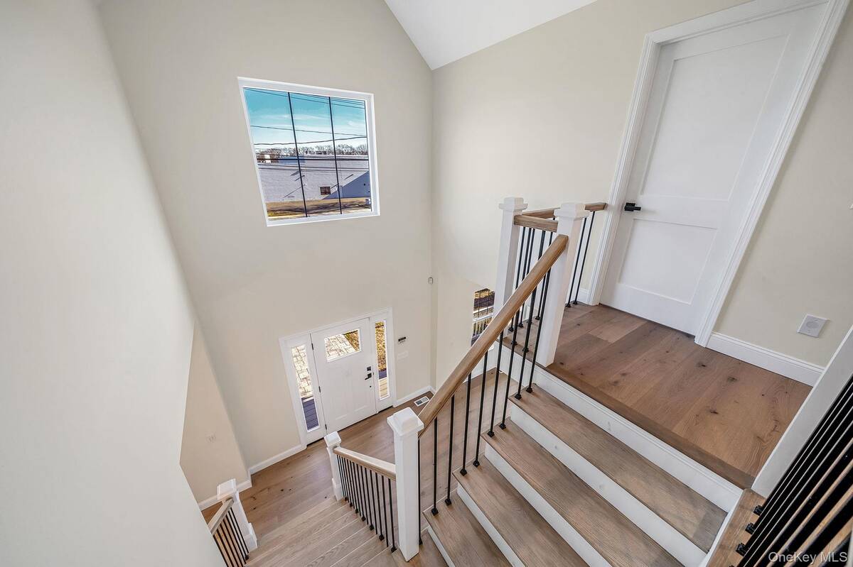 #20 photo, NC Pine Street, Port Jefferson Station , NY 11776