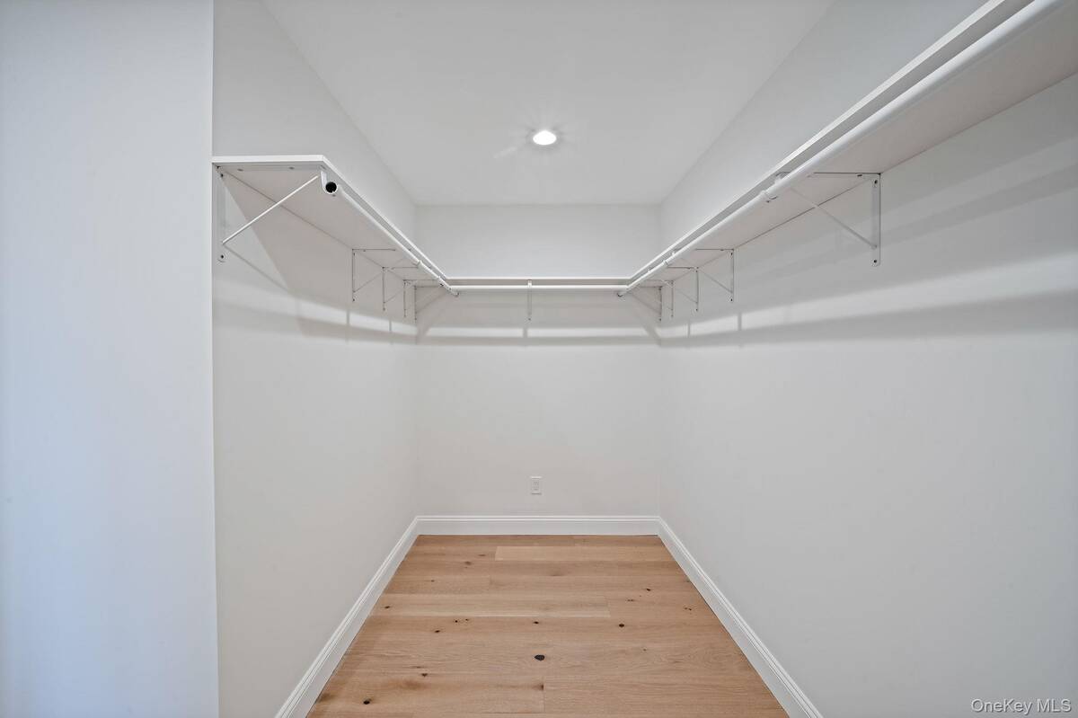 #23 photo, NC Pine Street, Port Jefferson Station , NY 11776