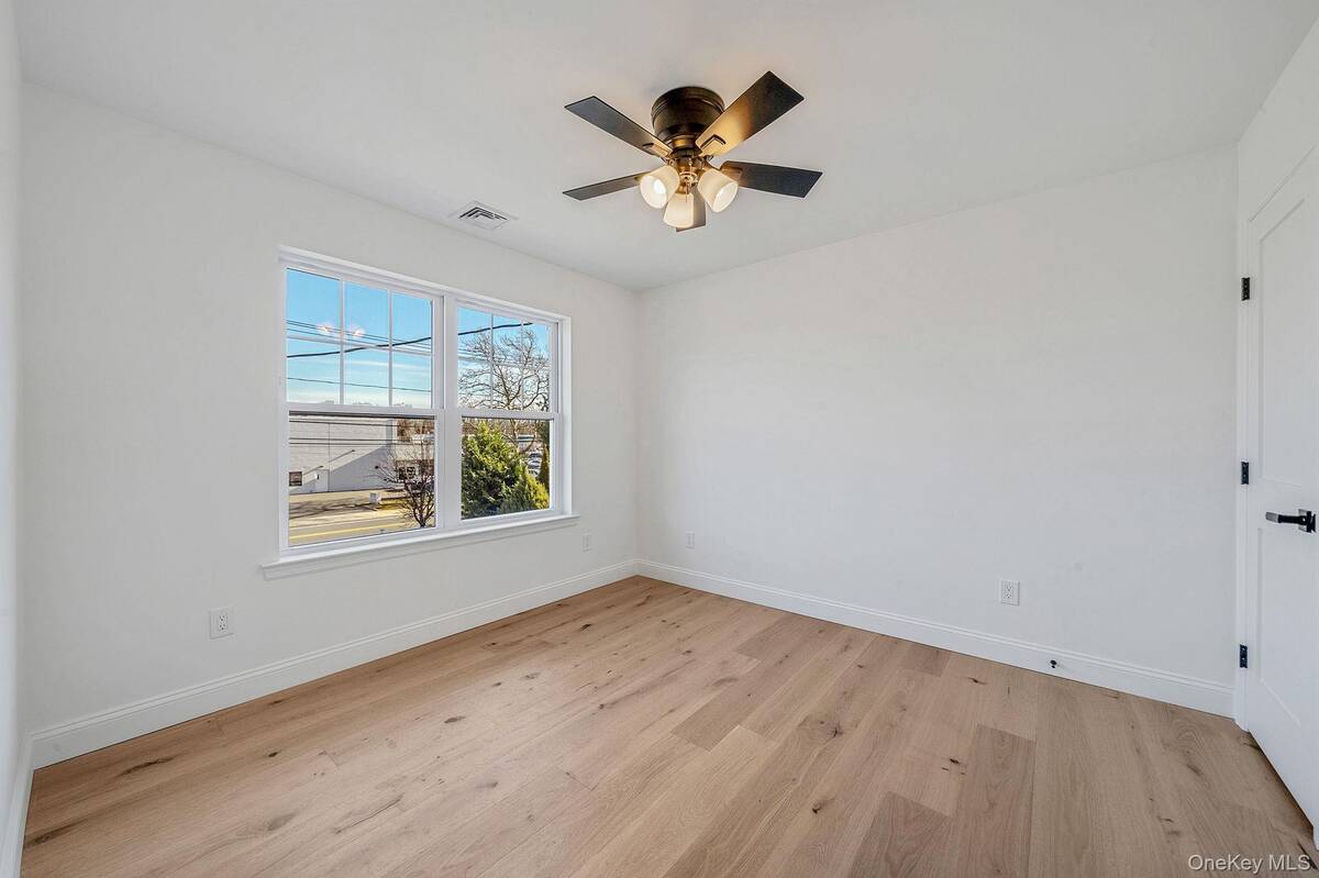 #27 photo, NC Pine Street, Port Jefferson Station , NY 11776