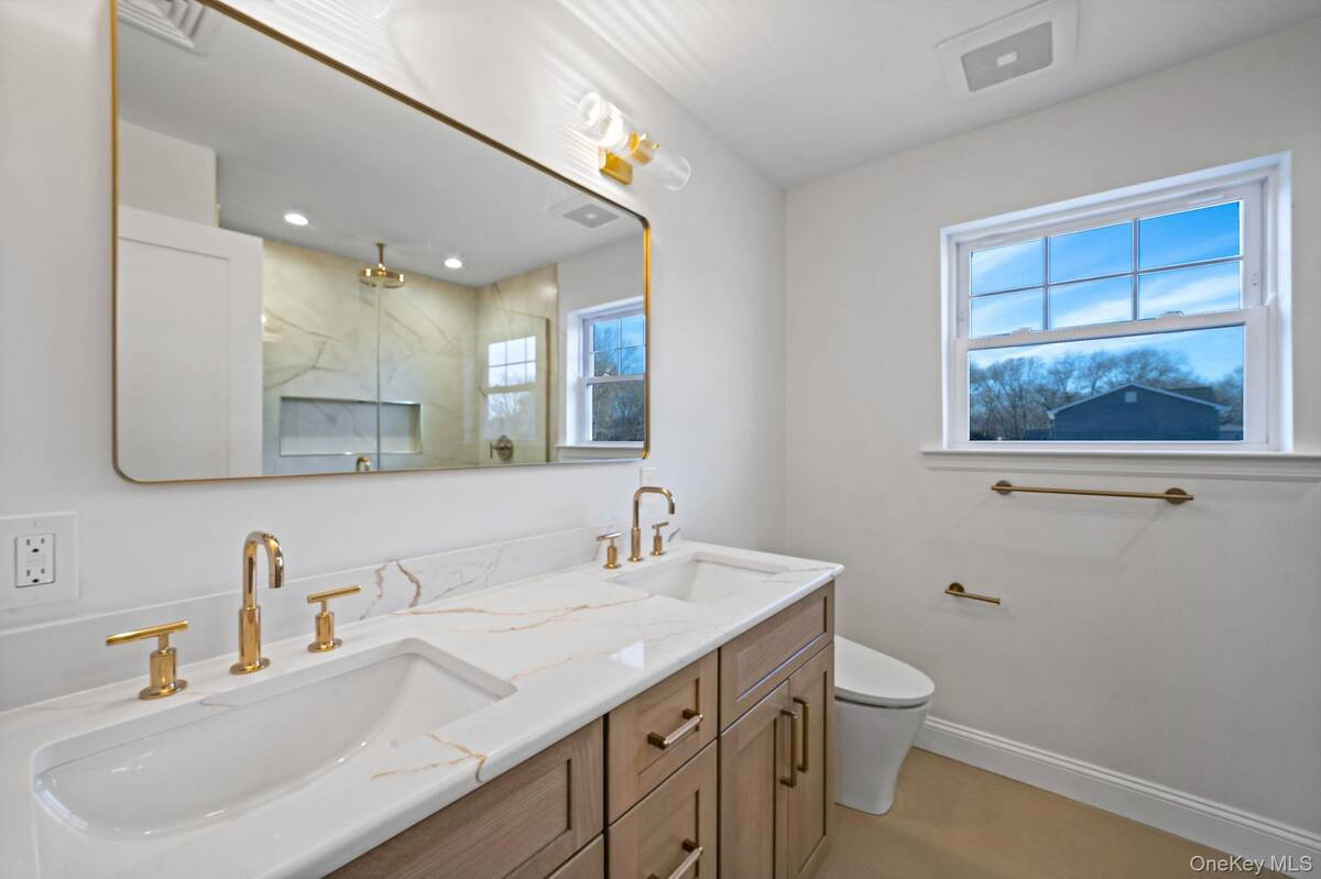 #32 photo, NC Pine Street, Port Jefferson Station , NY 11776