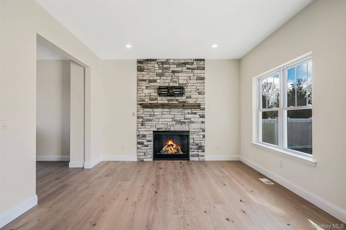 #9 photo, NC Pine Street, Port Jefferson Station , NY 11776