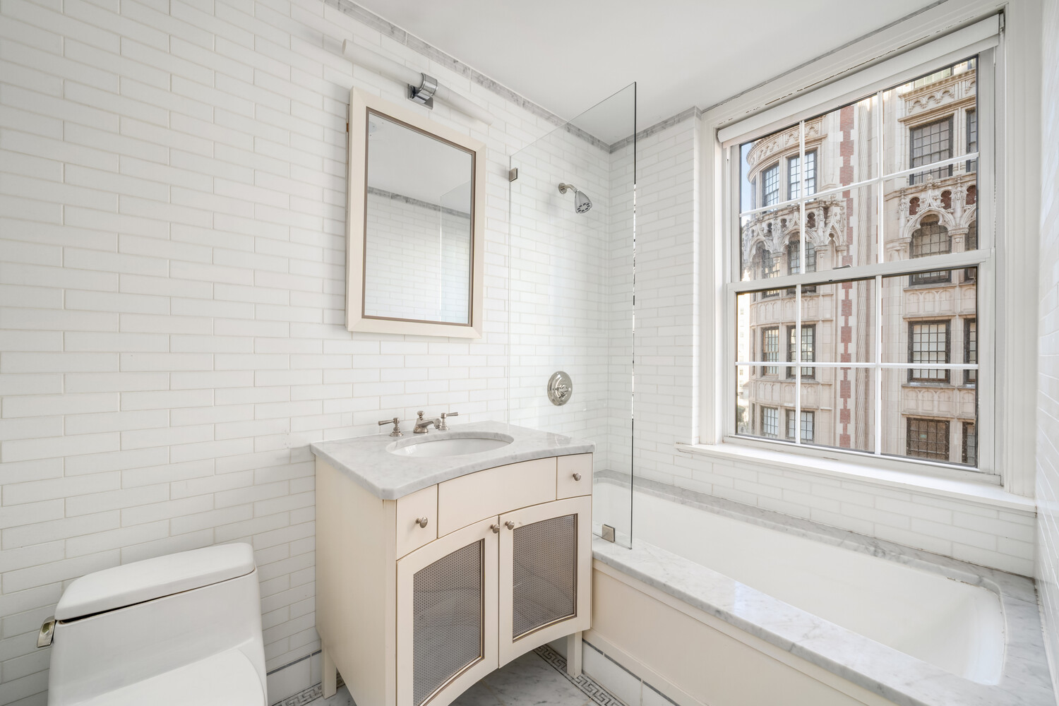 #6 photo, New York City, 맨해튼 Lenox Hill , NY 10065