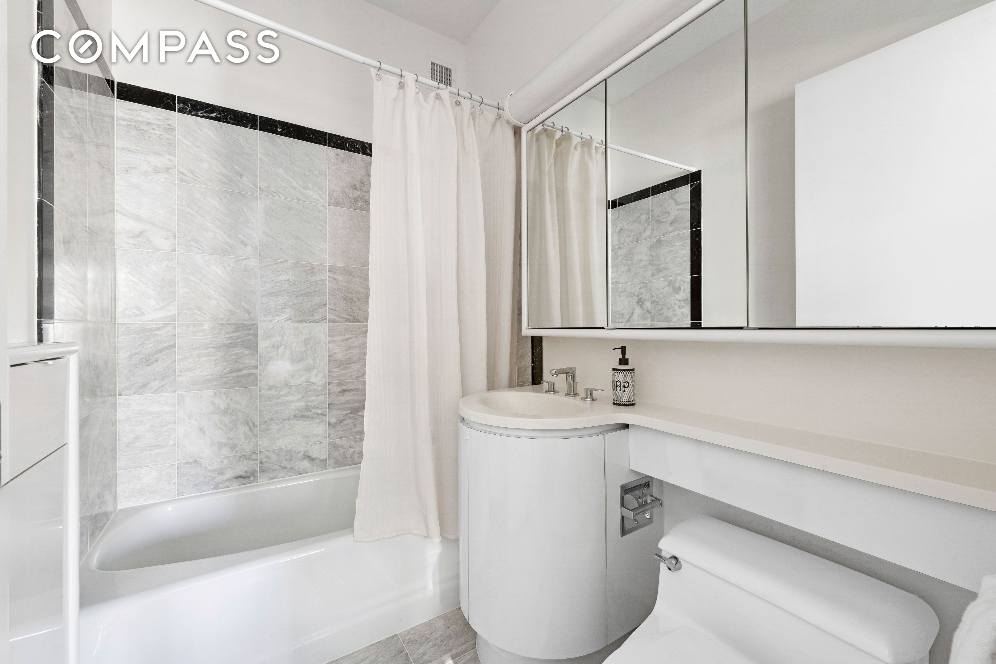 #15 photo, 200 E 32nd Street, Манхэттен ‖ Kips Bay , NY 10016