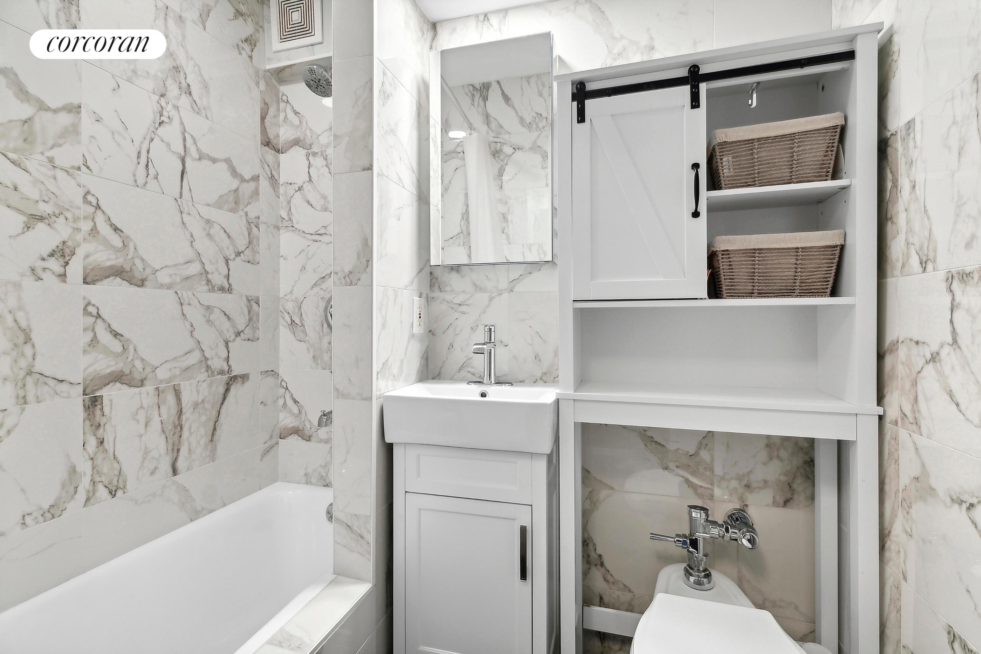 #5 photo, 25 TUDOR CITY Place, मैनहटन Murray Hill , NY 10017