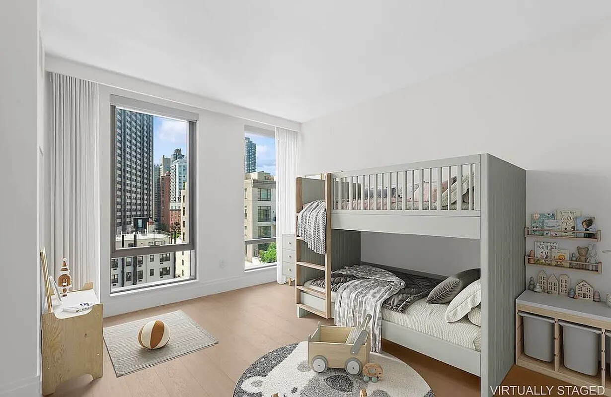 #10 photo, 50 W 66TH Street, Lincoln Square , NY 10023