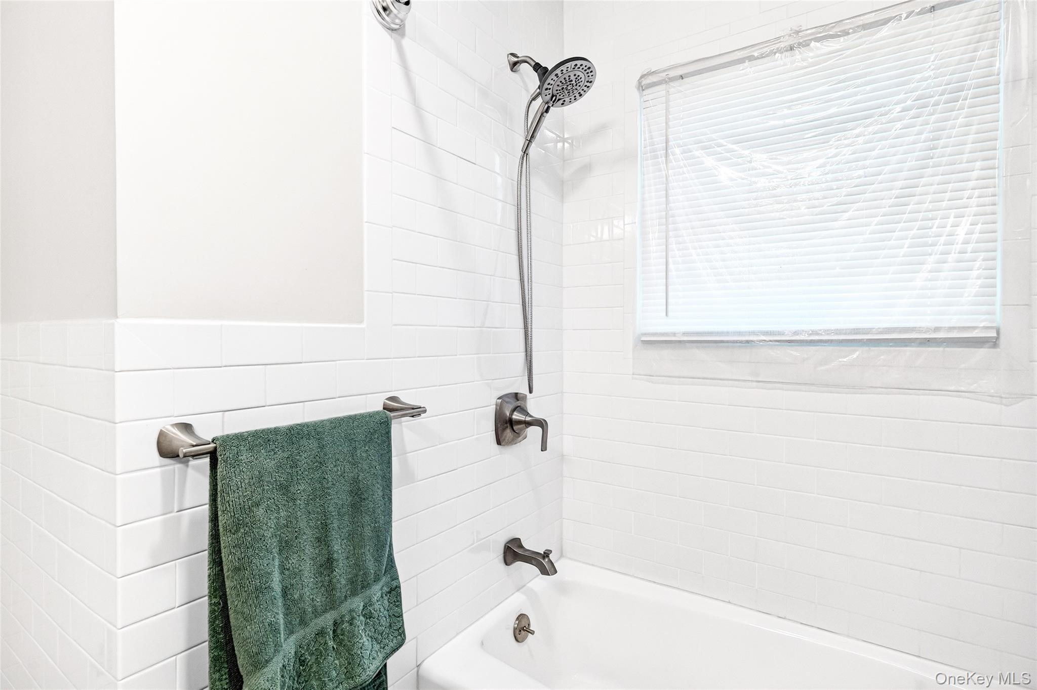 #18 photo, 106 Wellford Road, White Plains , NY 10607