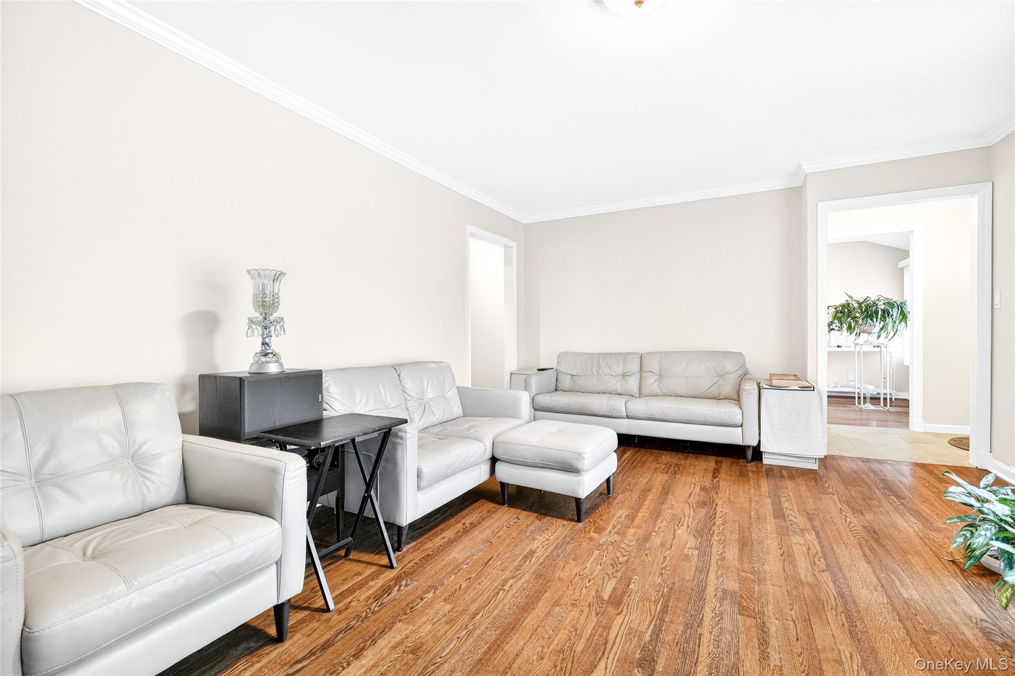 #5 photo, 106 Wellford Road, White Plains , NY 10607