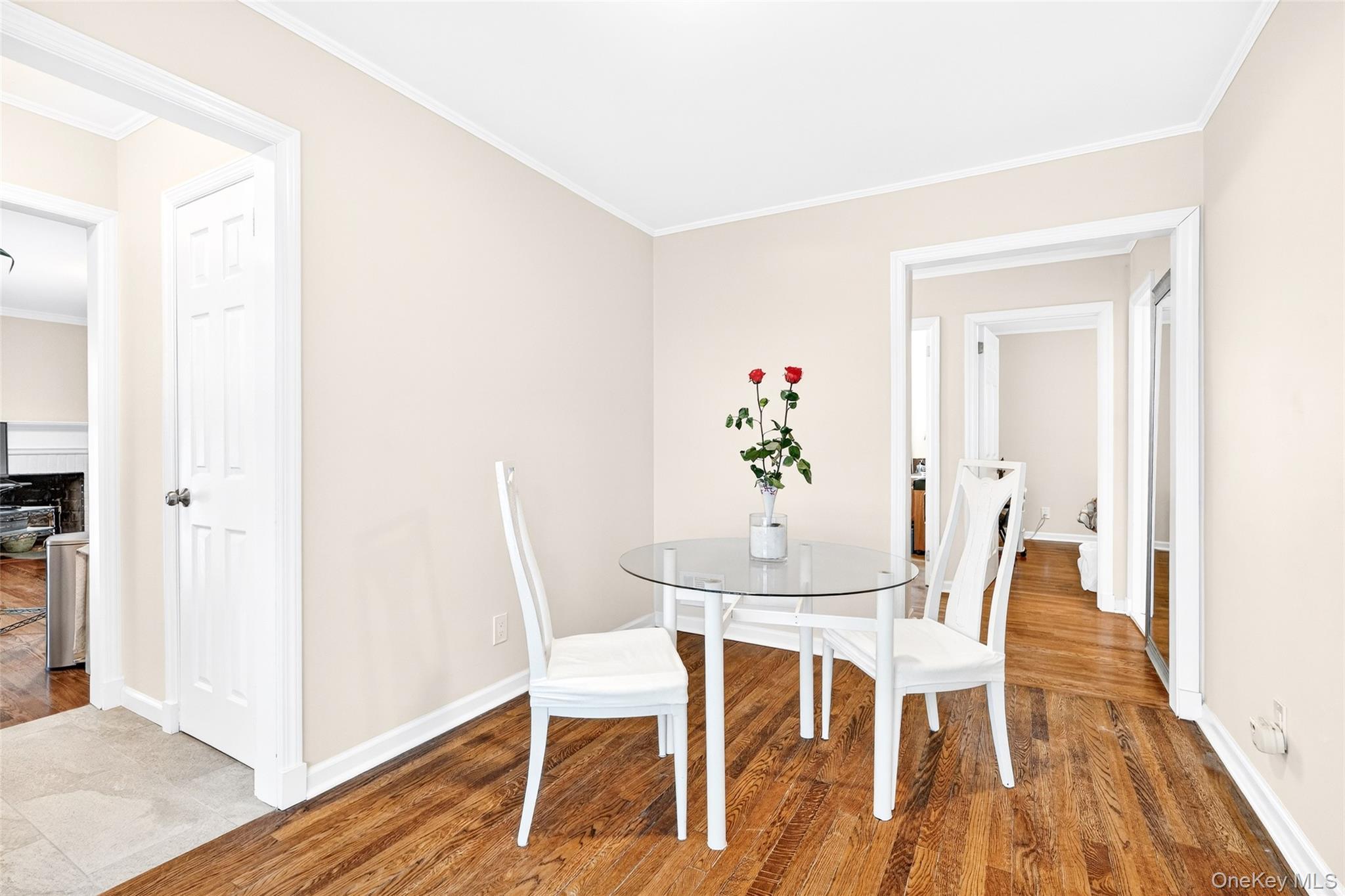 #6 photo, 106 Wellford Road, White Plains , NY 10607