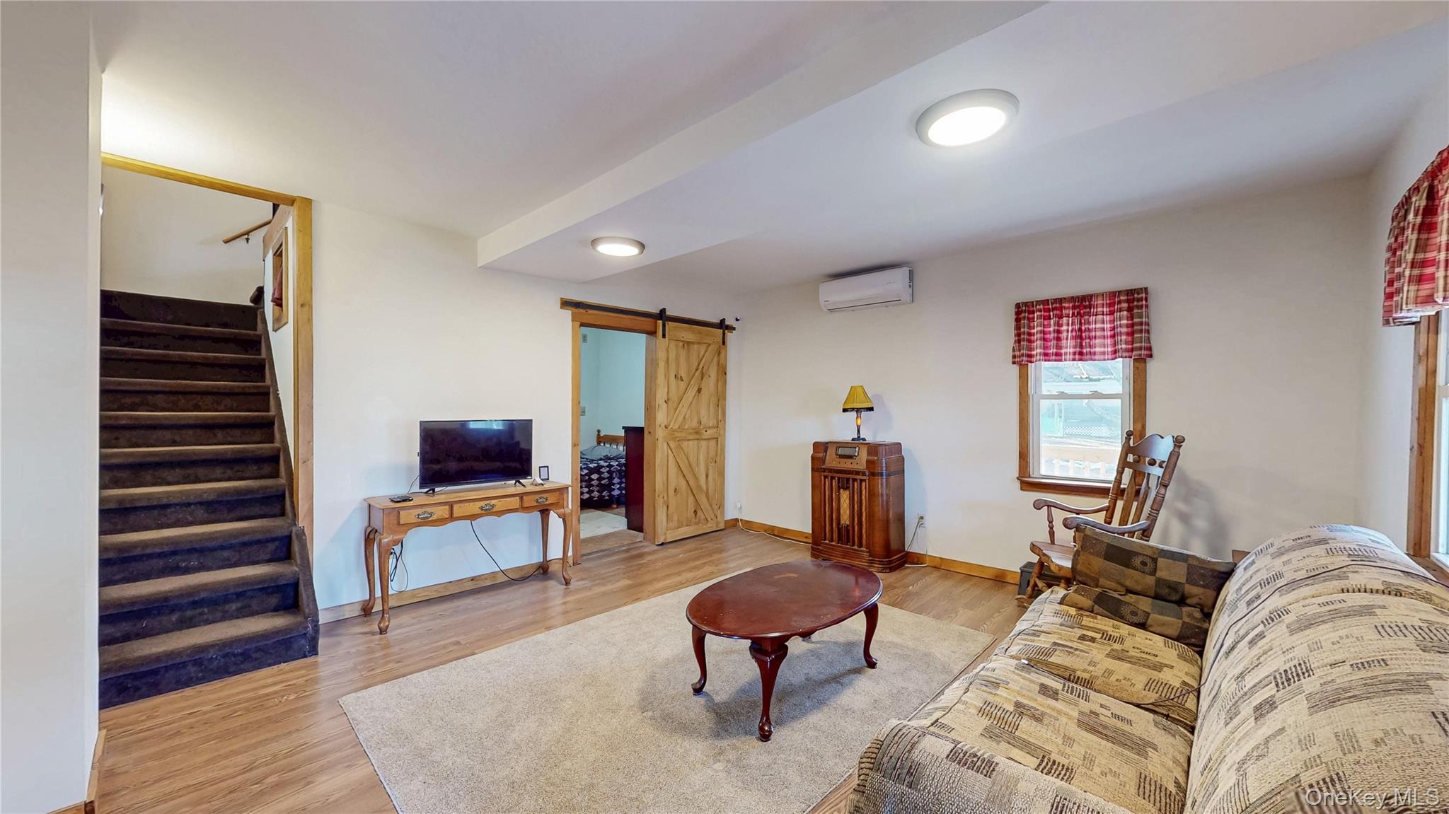 #8 photo, 46 Neversink Drive, 뉴욕주 Port Jervis , NY 12771