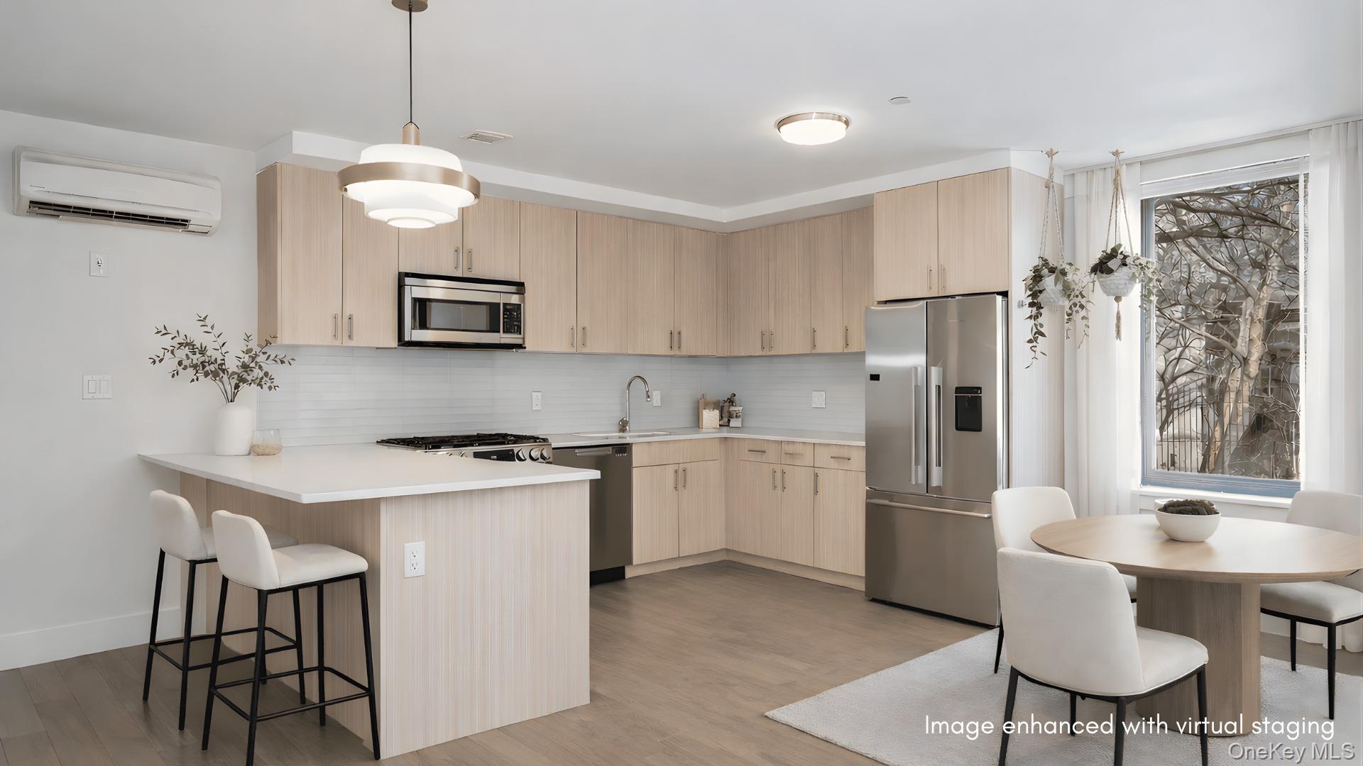 #2 photo, 52 Convent Avenue, मैनहटन New York (Manhattan) , NY 10027