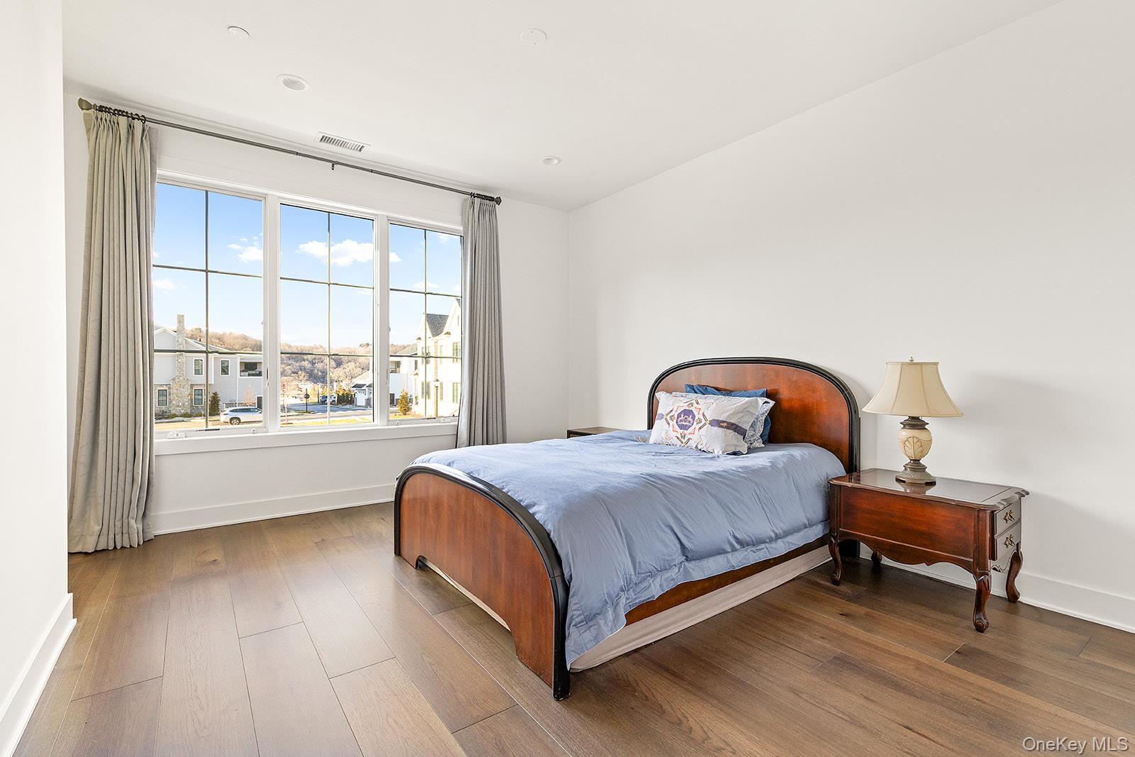 #8 photo, 26 Wallace Way, Chappaqua , NY 10514