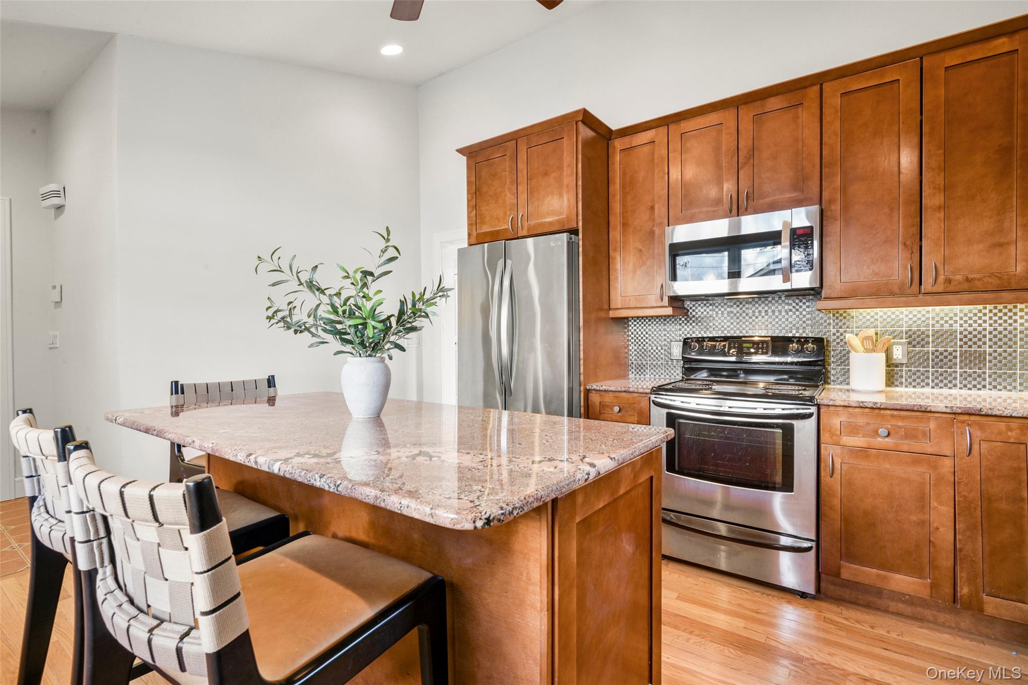 #17 photo, 103 Old White Plains Road, Tarrytown , NY 10591