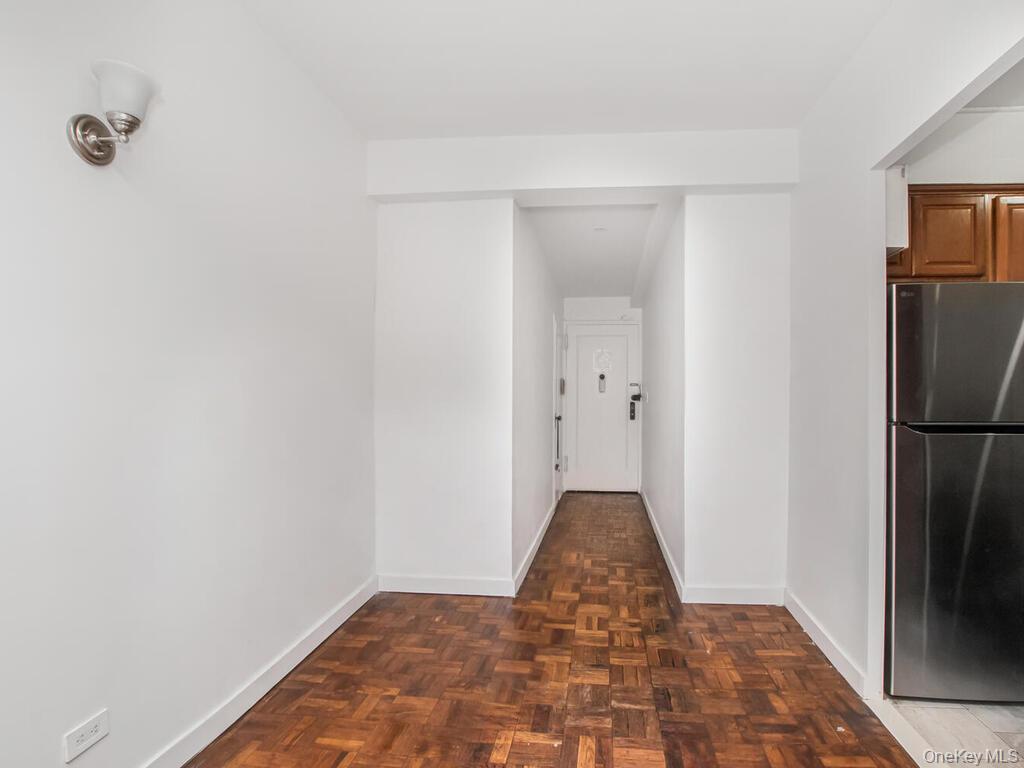 #4 photo, 1510 Unionport Road, Бронкс ‖ Bronx , NY 10462