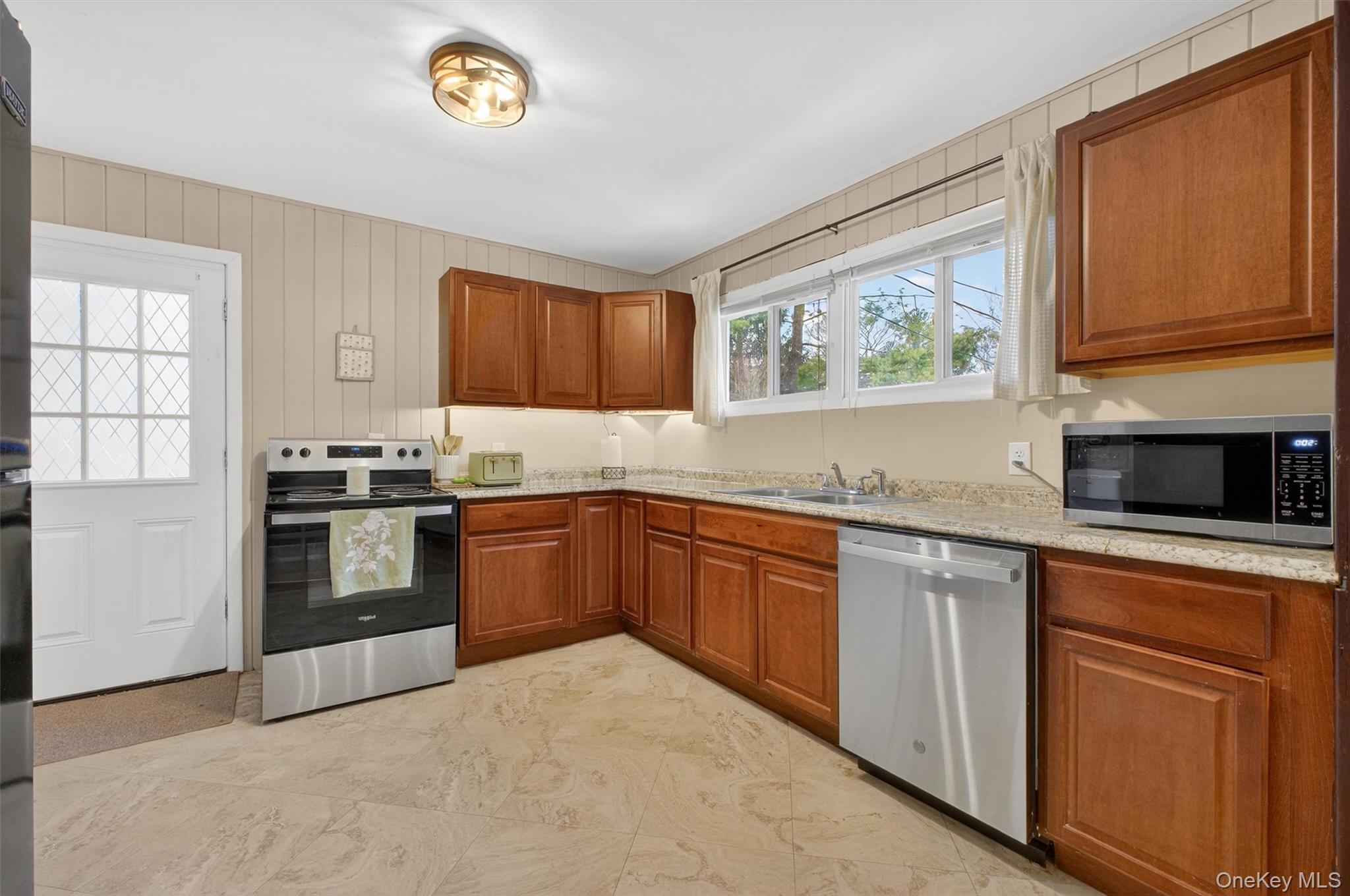 #2 photo, 44 Legion Road, Poughkeepsie , NY 12601