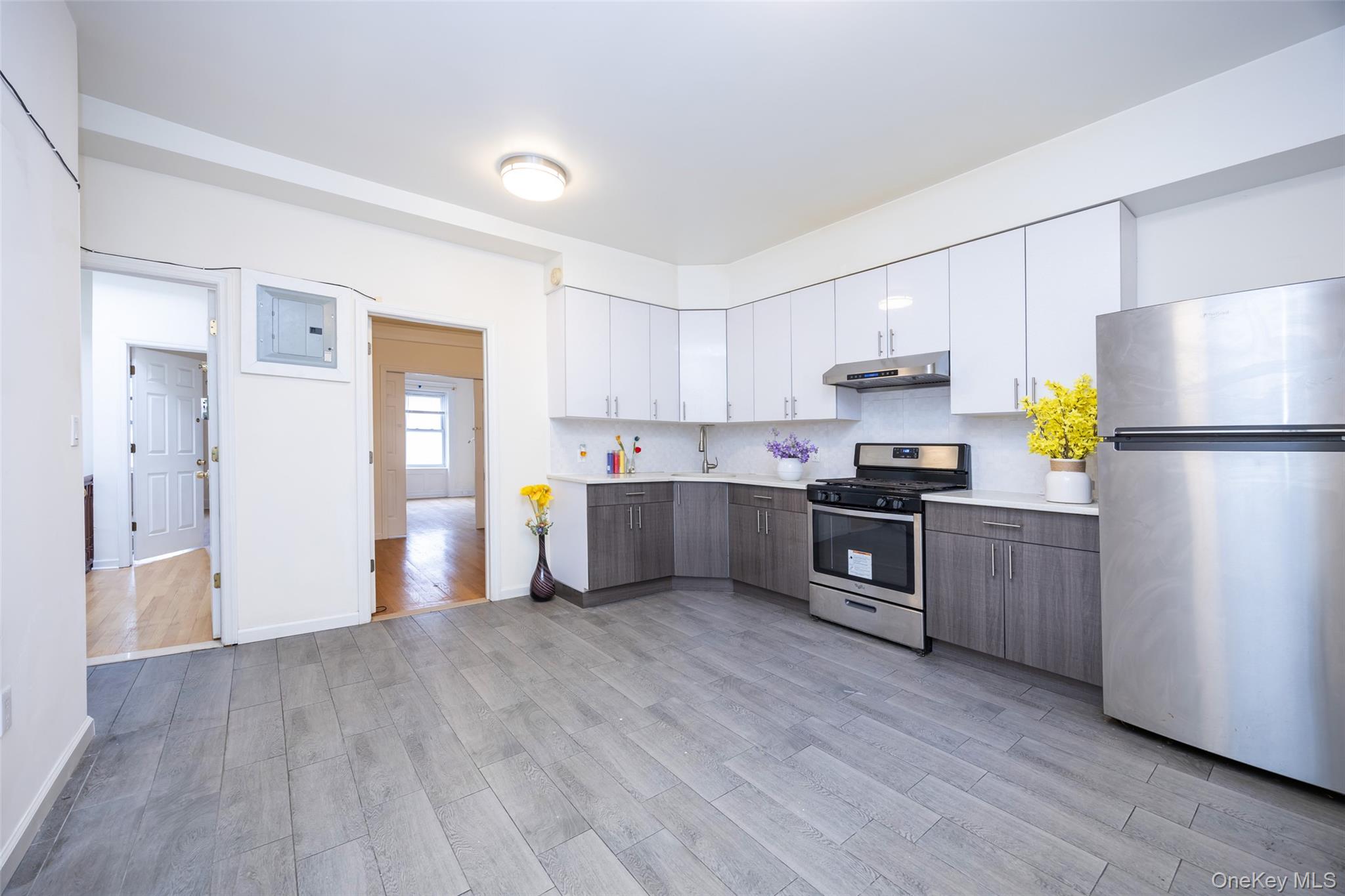 #4 photo, 37-46 83rd Street, Jackson Heights , NY 11372