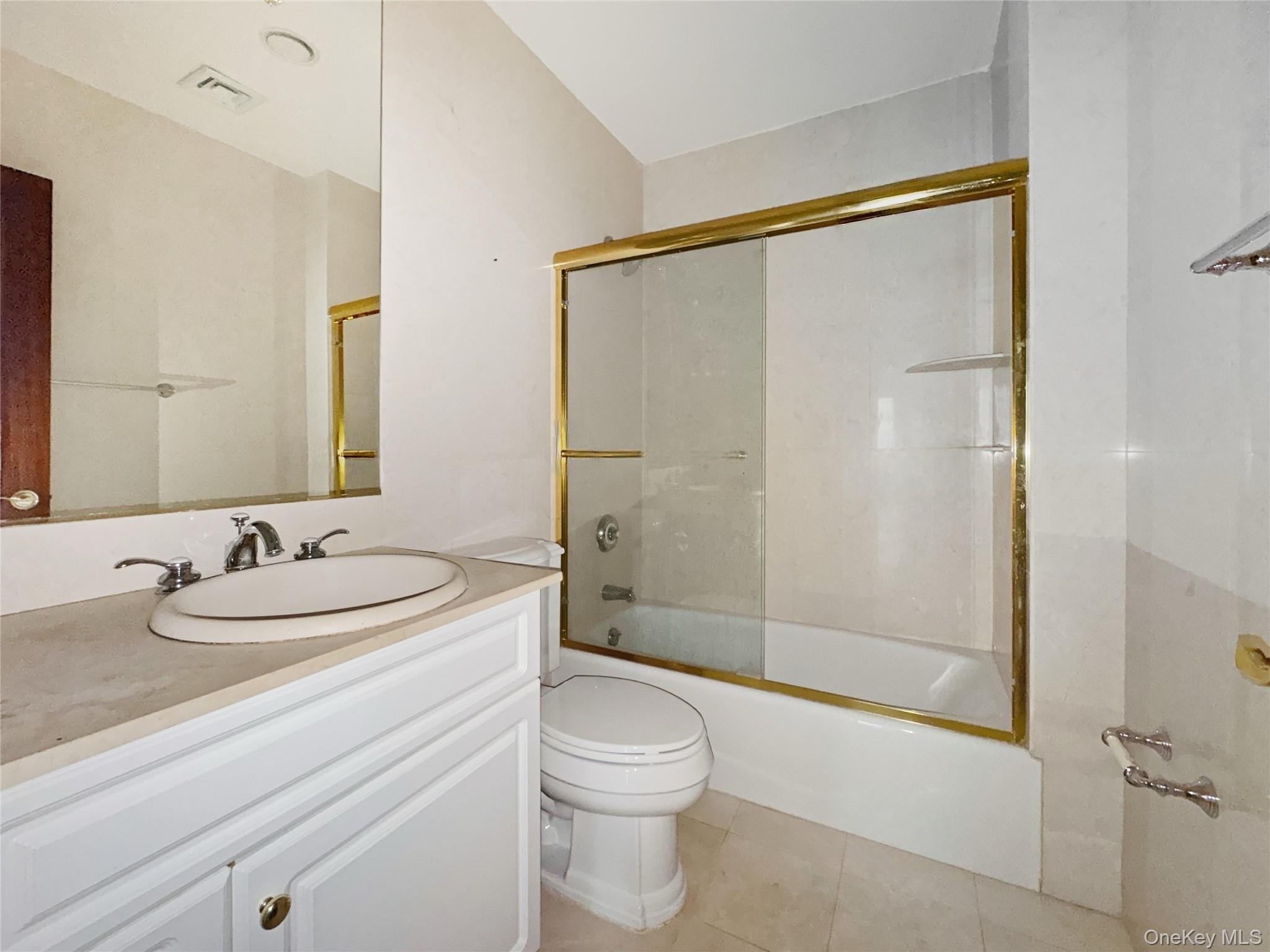 #8 photo, 171 Great Neck Road, Нассау ‖ Great Neck , NY 11021