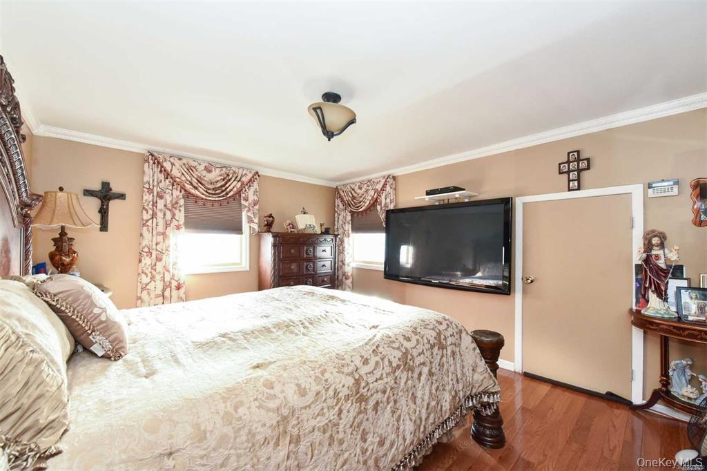 #11 photo, 382 Pennsylvania Avenue, Нассау ‖ Mineola , NY 11501