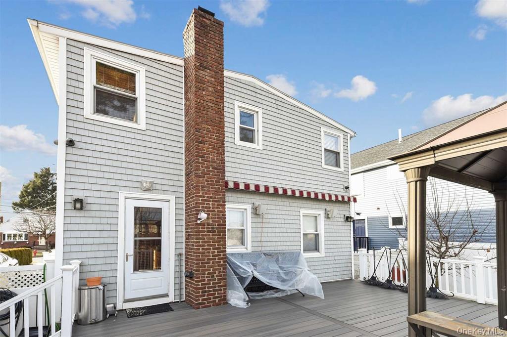 #18 photo, 382 Pennsylvania Avenue, Нассау ‖ Mineola , NY 11501