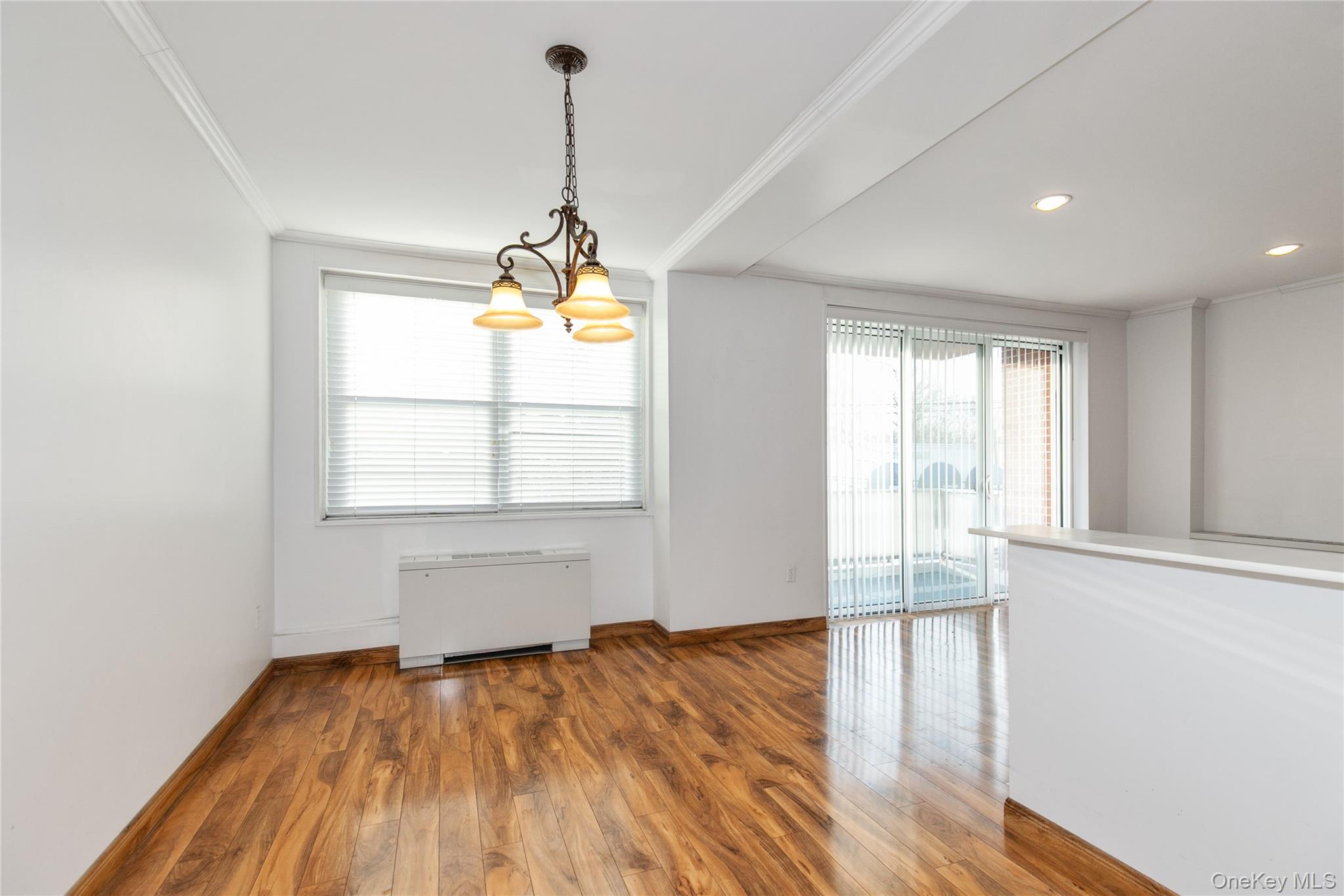 #10 photo, 1 KENSINGTON GATE, Great Neck , NY 11021