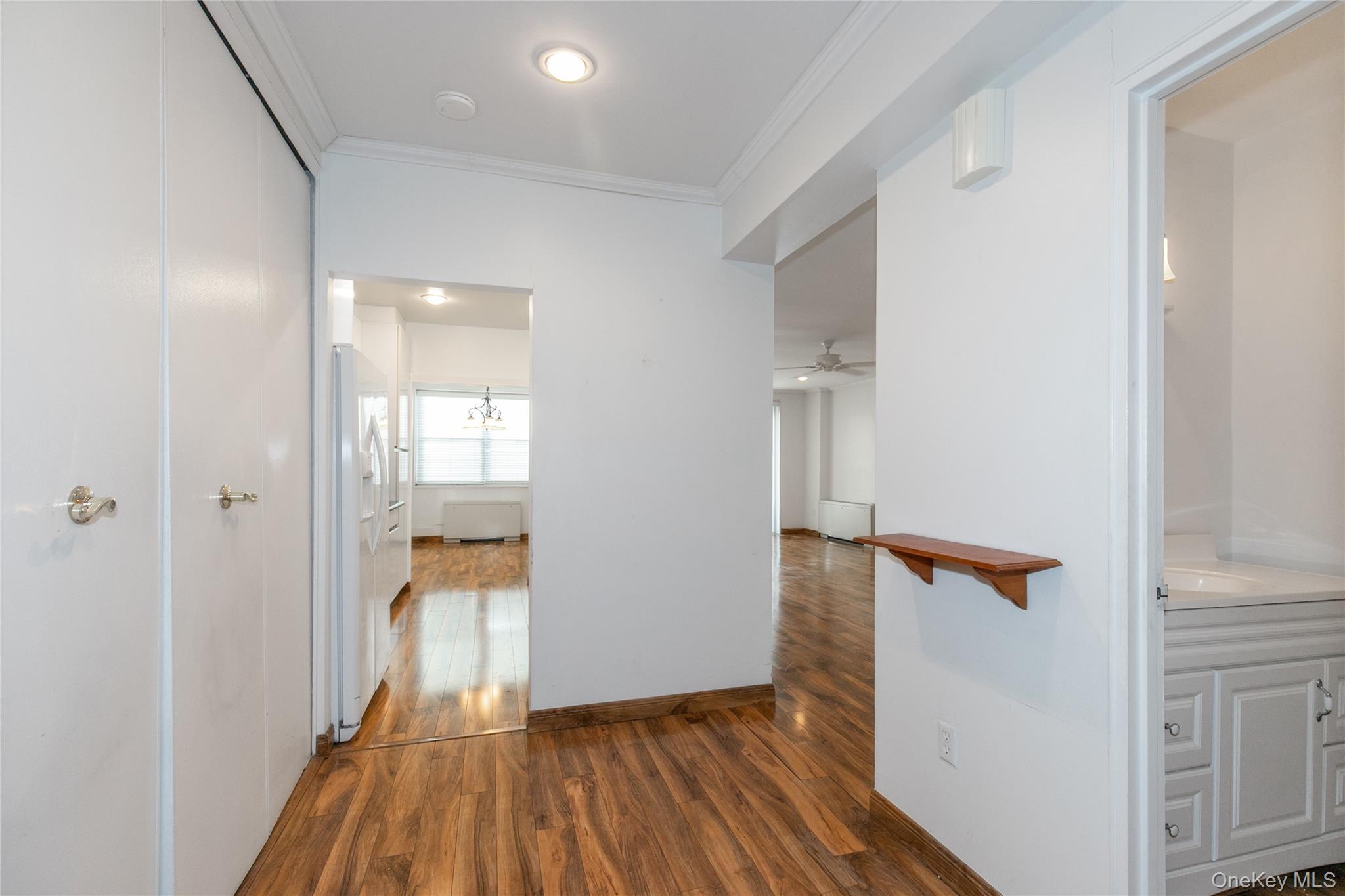 #13 photo, 1 KENSINGTON GATE, Great Neck , NY 11021