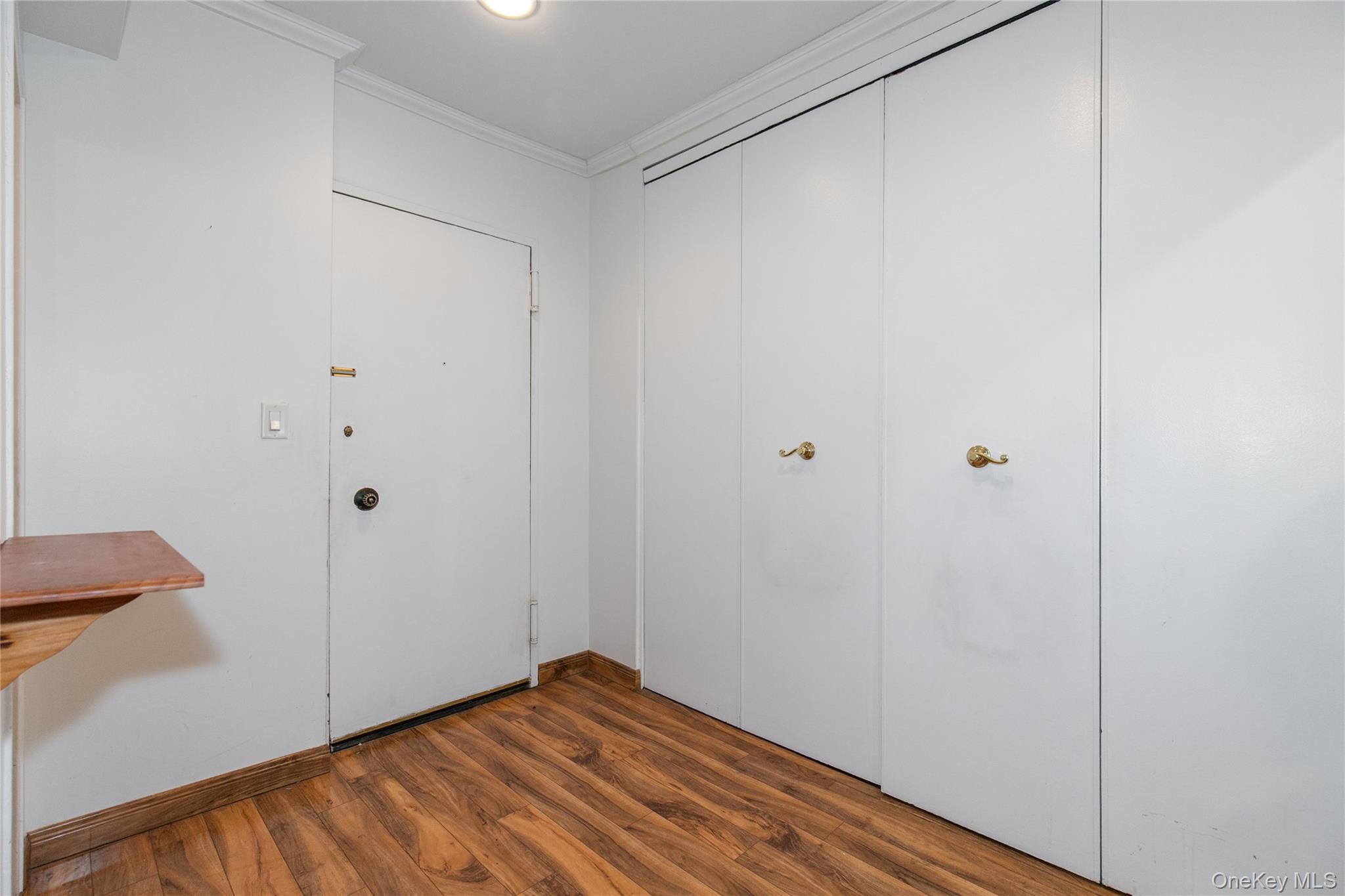 #9 photo, 1 KENSINGTON GATE, Great Neck , NY 11021