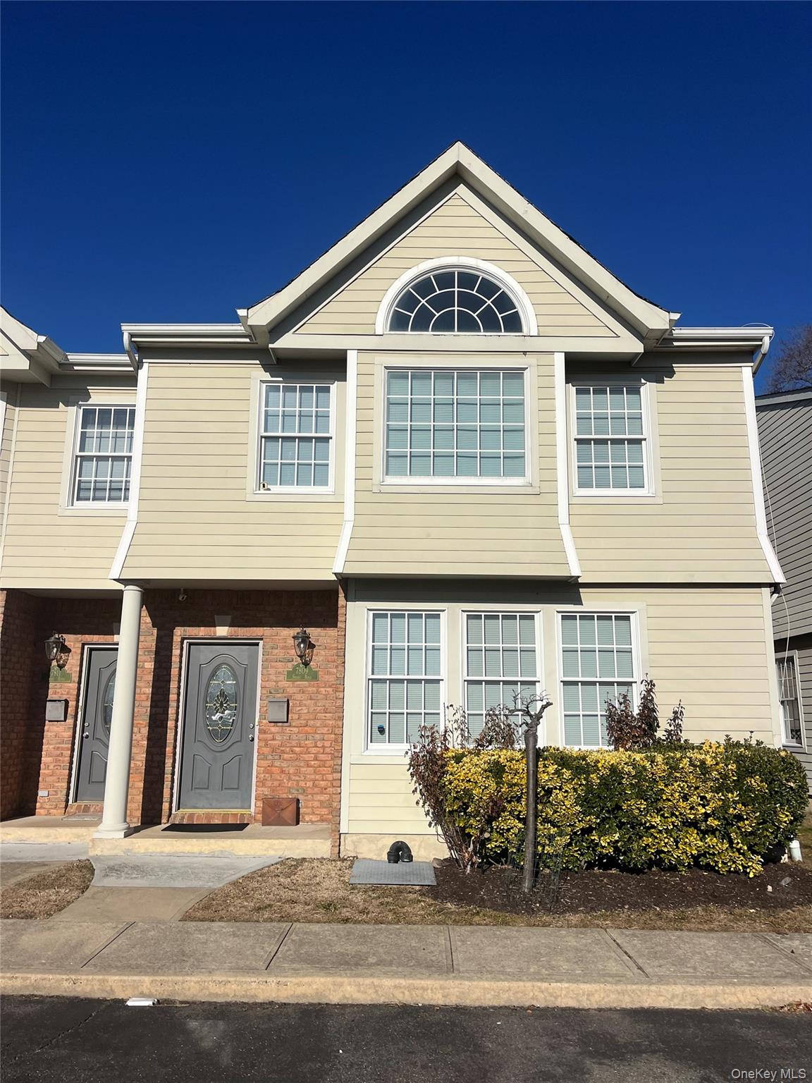 #2 photo, 7809 Shore, नासाउ काउंटी Port Washington , NY 11050