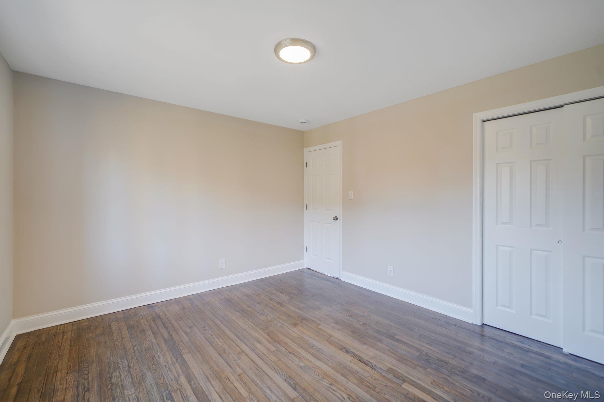 #15 photo, 212 Babylon Turnpike, Нассау ‖ Merrick , NY 11566