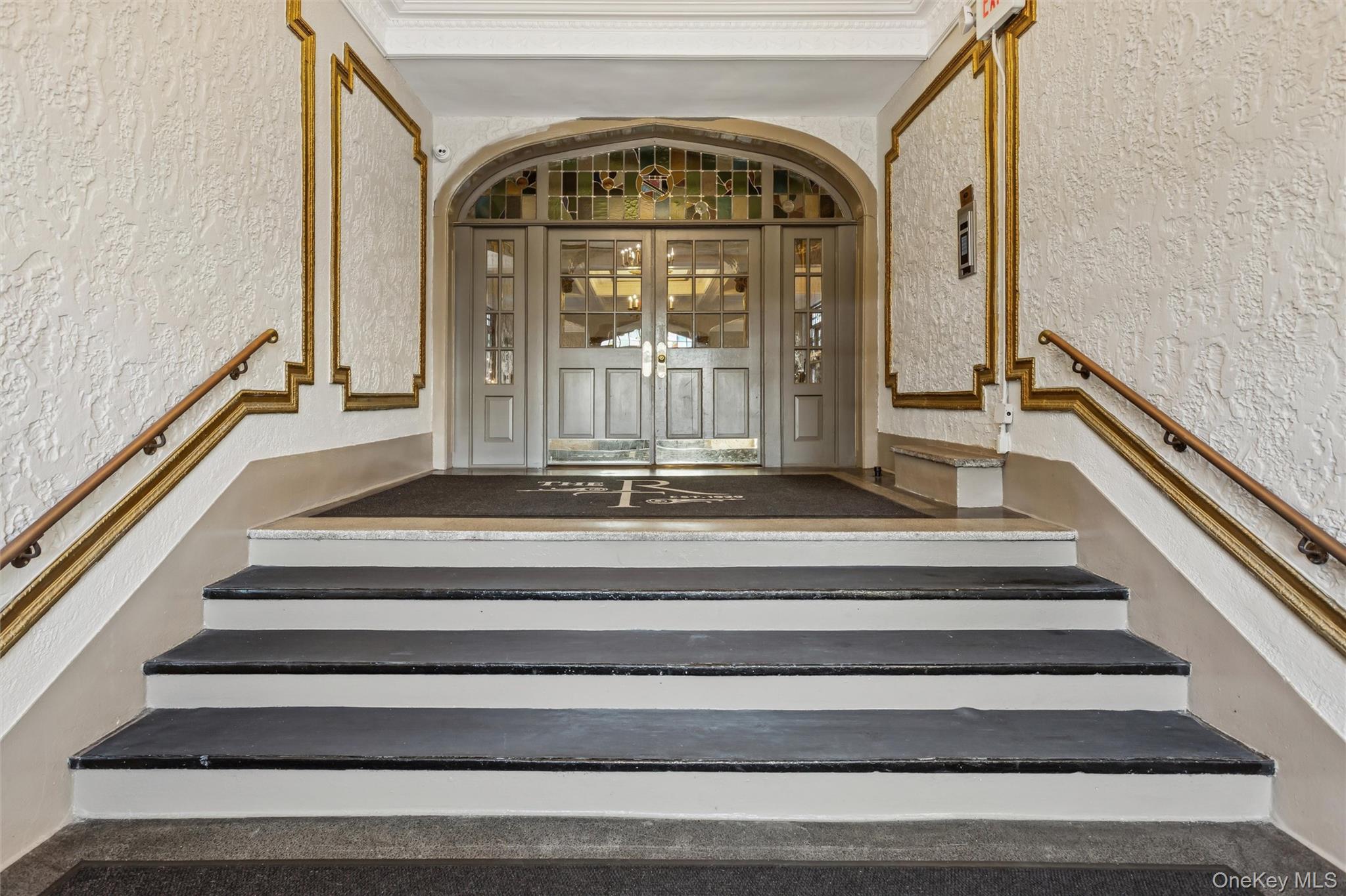 #5 photo, 12 Hempstead Avenue, מחוז נסאו Rockville Centre , NY 11570