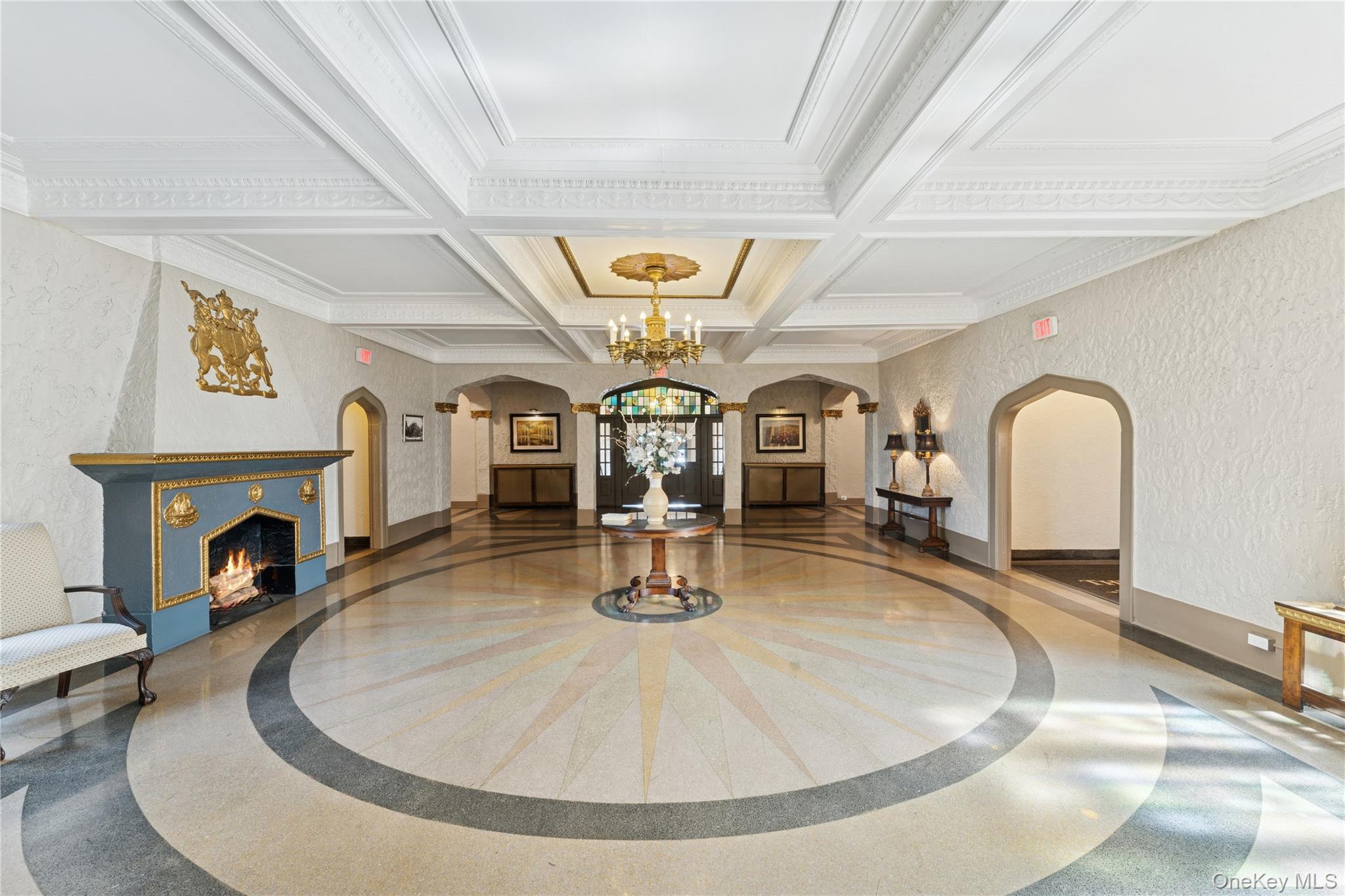 #7 photo, 12 Hempstead Avenue, מחוז נסאו Rockville Centre , NY 11570