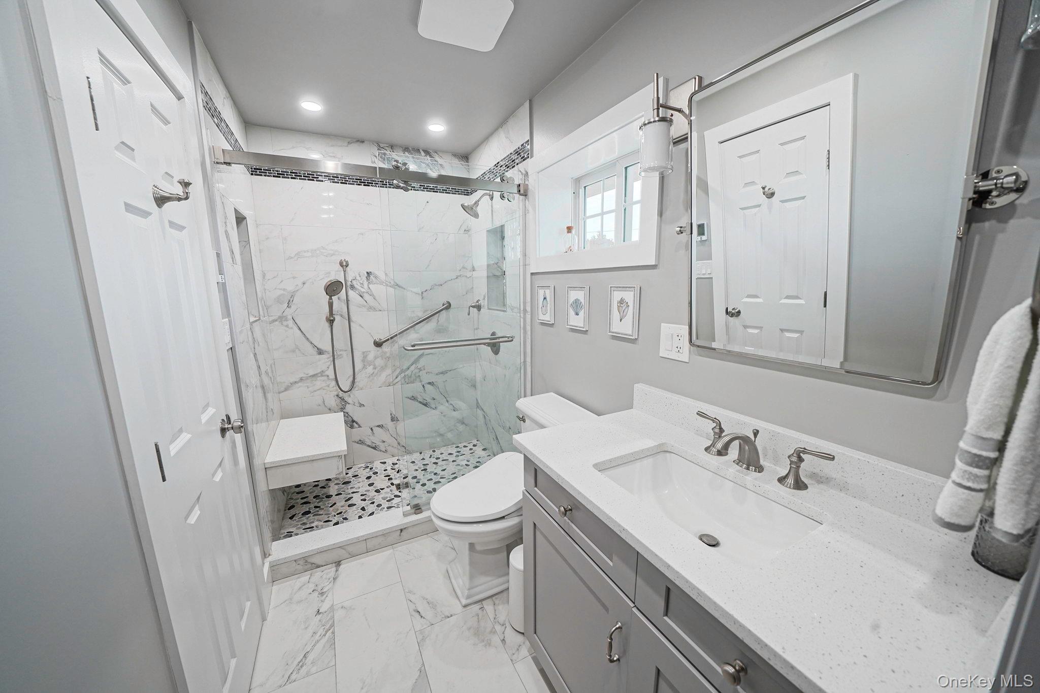 #17 photo, 263 Keswick Drive, 롱 아일랜드 East Islip , NY 11730