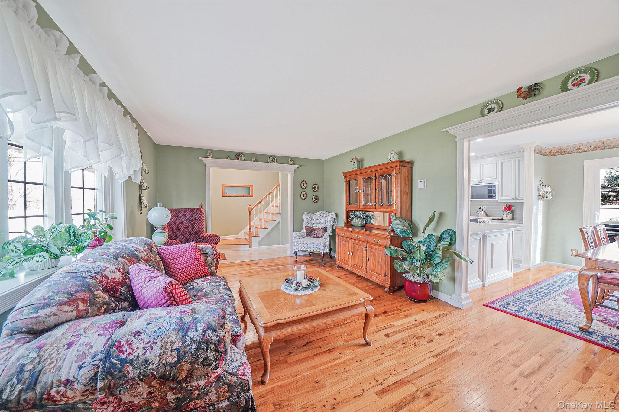 #5 photo, 263 Keswick Drive, 롱 아일랜드 East Islip , NY 11730