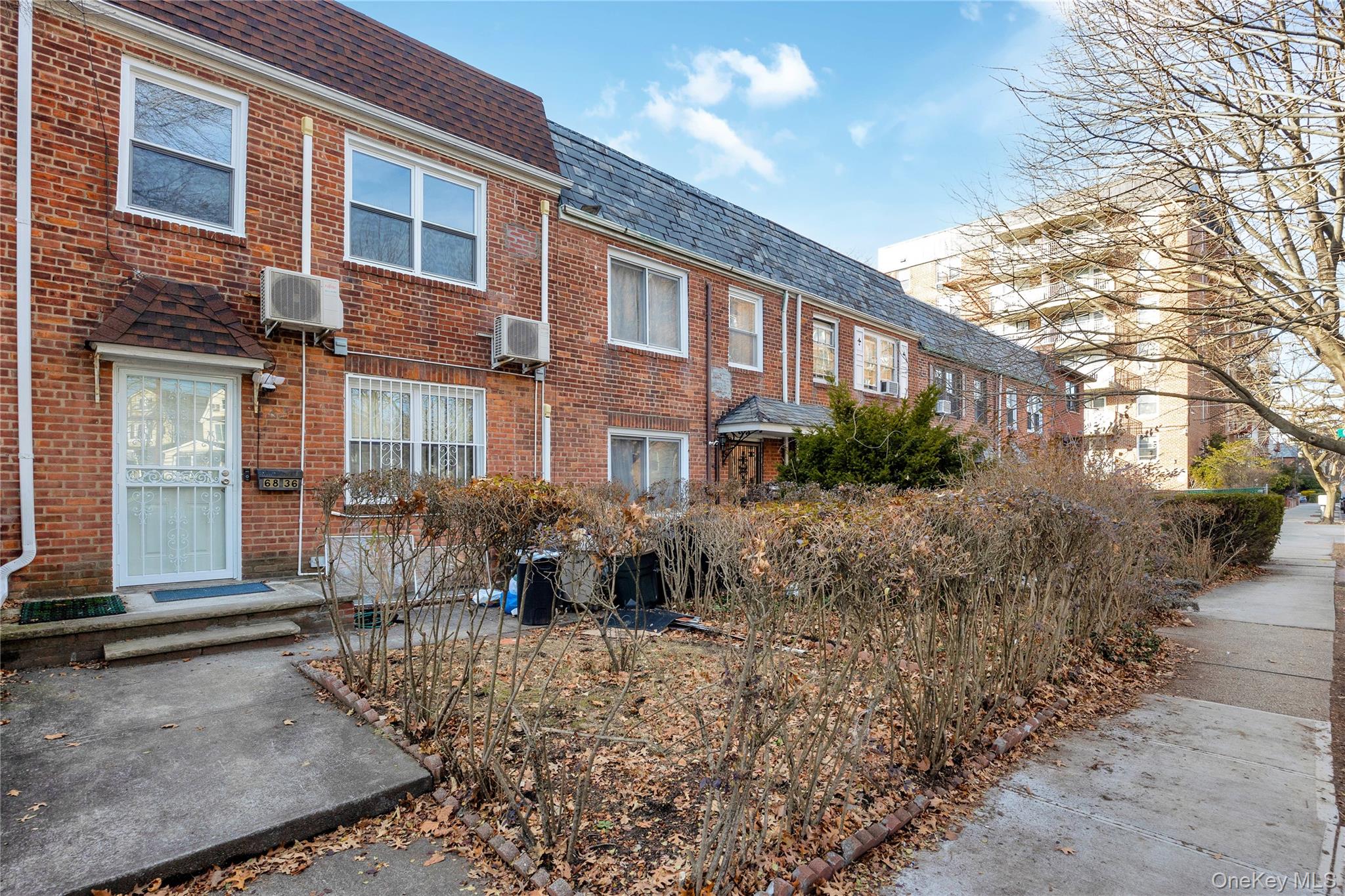 #2 photo, 68-36 Selfridge Street, Forest Hills , NY 11375