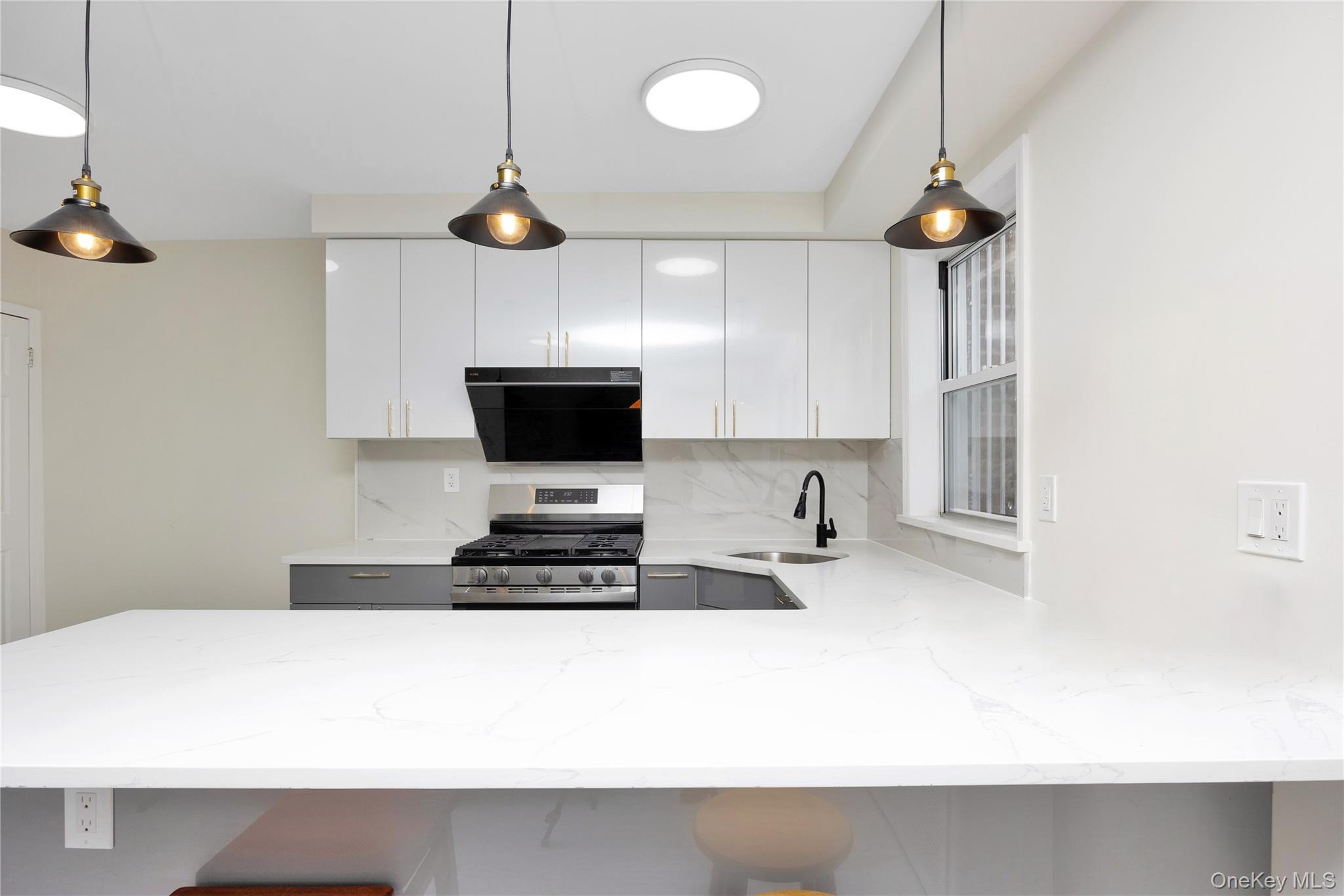 #5 photo, 68-36 Selfridge Street, Forest Hills , NY 11375